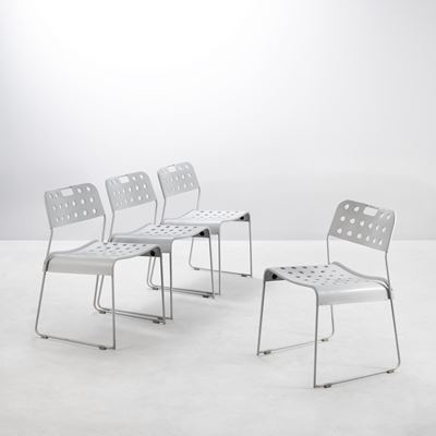 Rodney Kinsman, Quattro sedie Omstak, alluminio verniciato