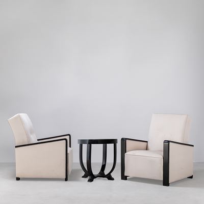 Arredamento Art Déco, Coppia di poltrone con tavolino