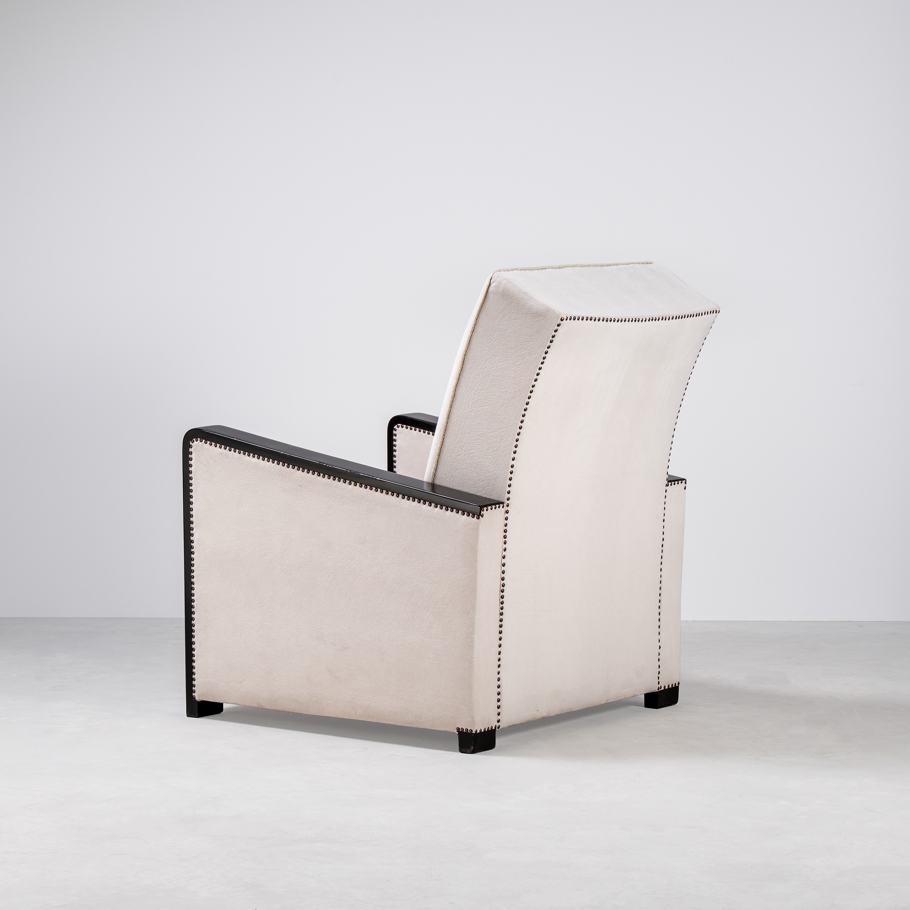 Arredamento Art Déco, Coppia di poltrone con tavolino