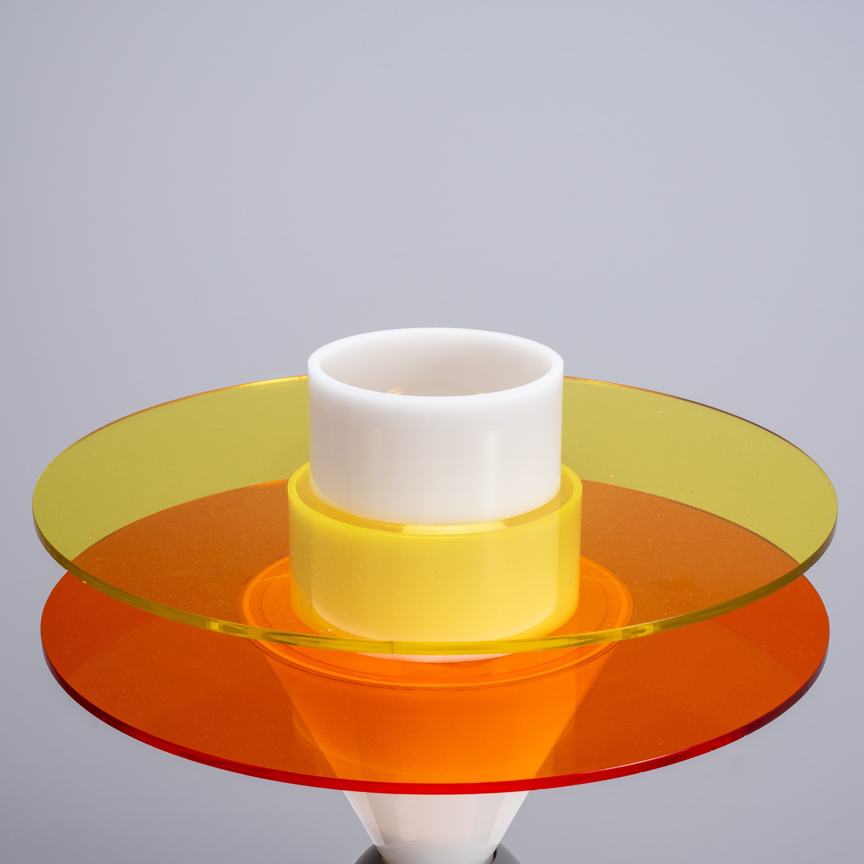 Ettore Sottsass, Lampada da tavolo Bay, produzione Memphis Milano