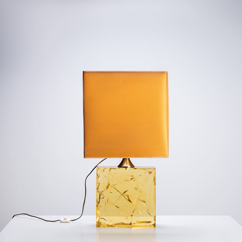 Lampada da tavolo, resina e ottone