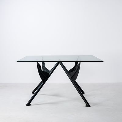 Philippe Starck, Tavolo quadrato President M, acciaio smaltato e vetro
