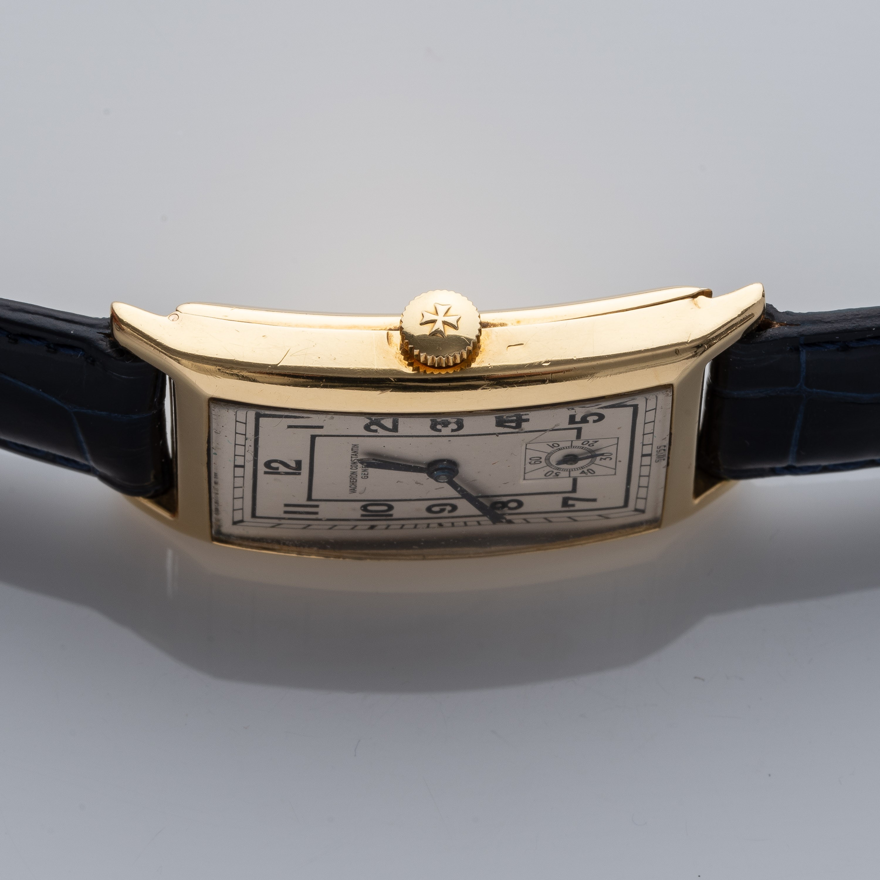 Vacheron Constantin - Orologio Curvex Tank allongé in oro 18 kt a carica manuale