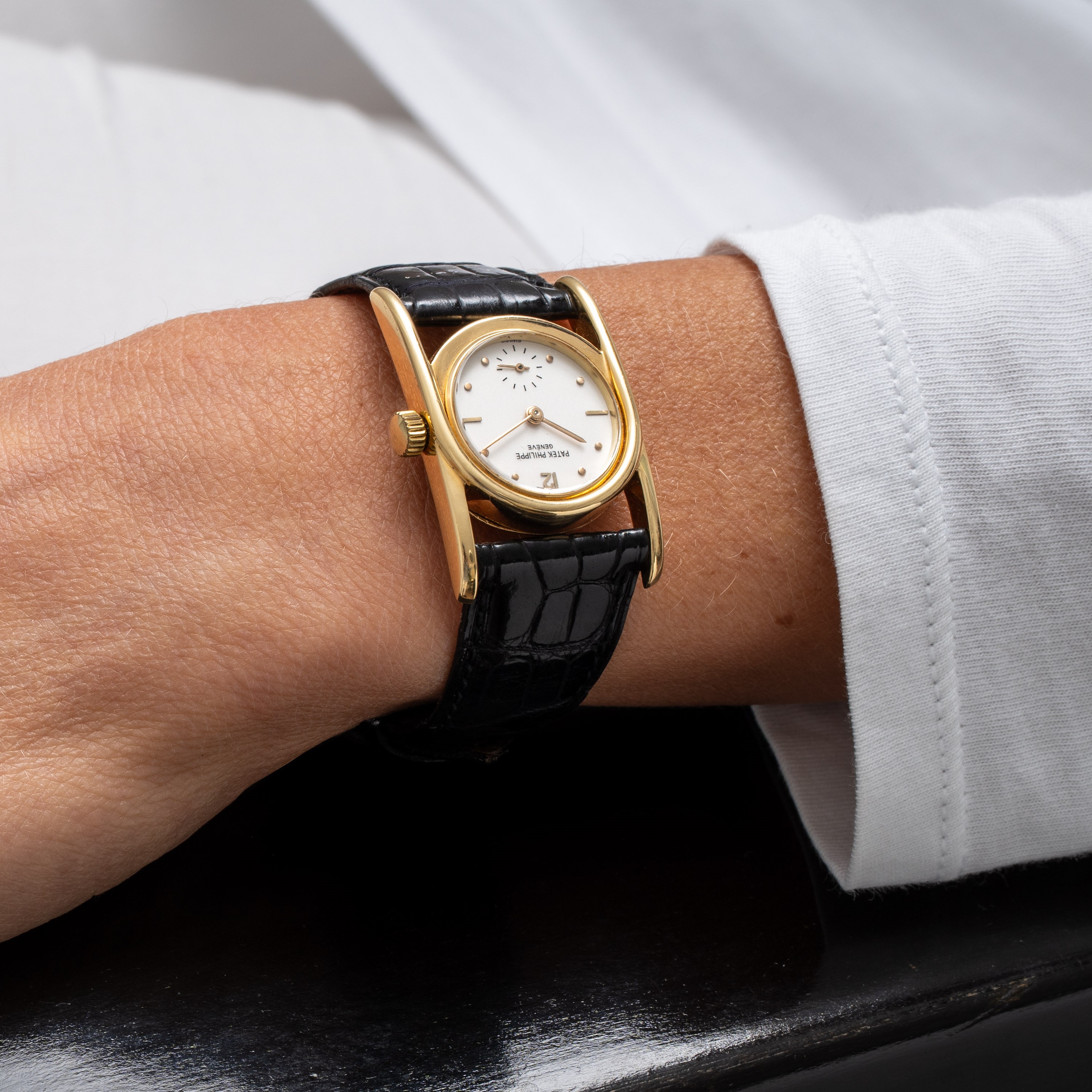 Patek Philippe - Driver, orologio solo tempo a carica manuale con cassa in oro 18 kt (Ref. 497)