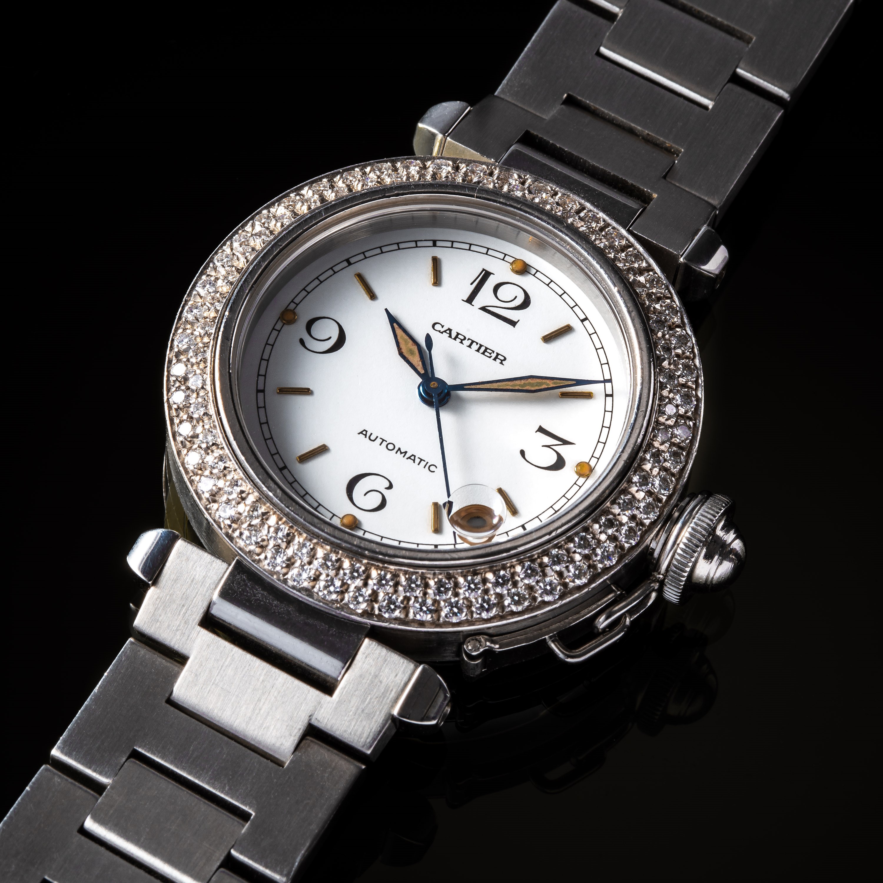 Cartier - Pasha 2324, orologio da polso in acciaio con ghiera in diamanti e datario