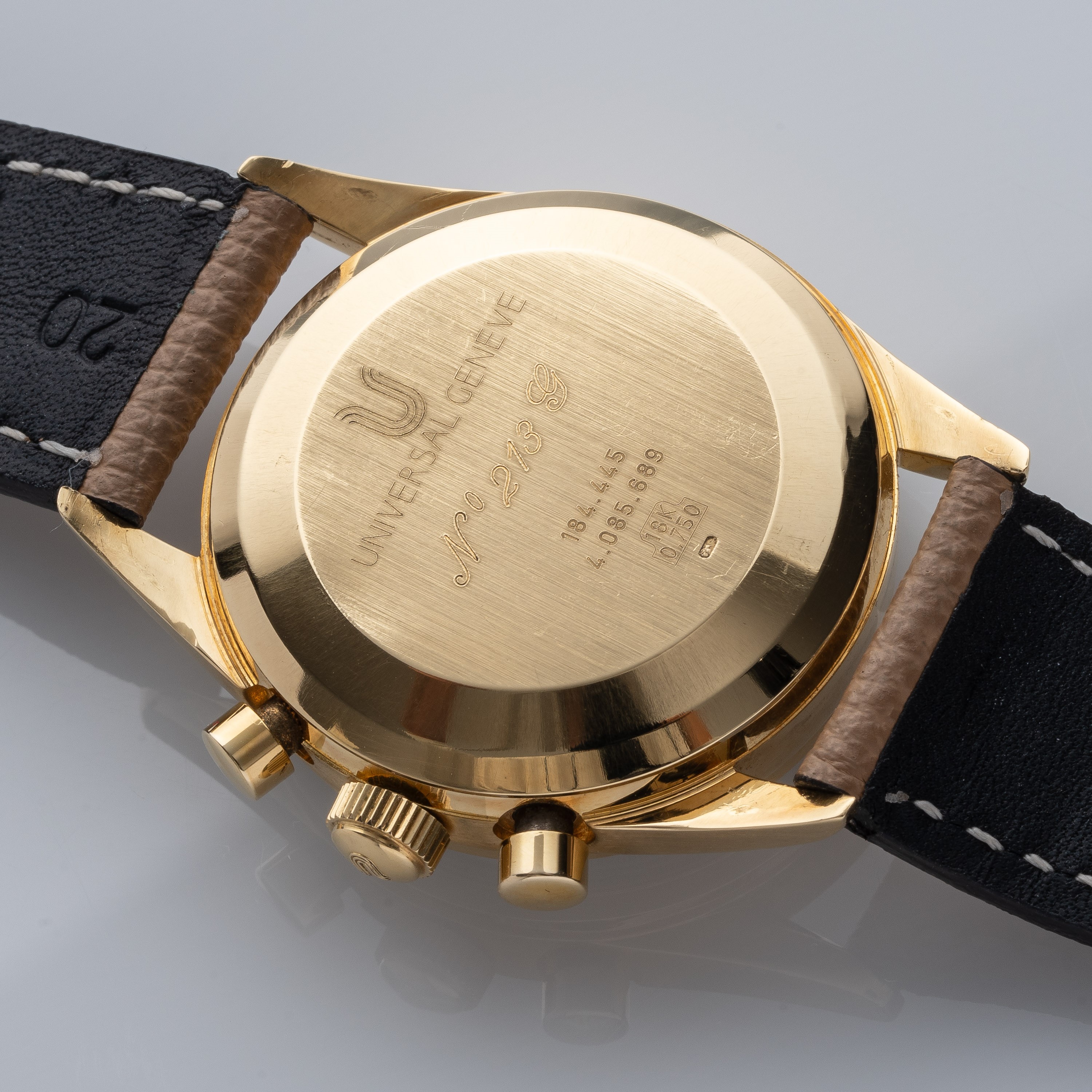 Universal Geneve - Compax cronografo manuale in oro giallo 18 kt con quadrante bianco a tre conta...