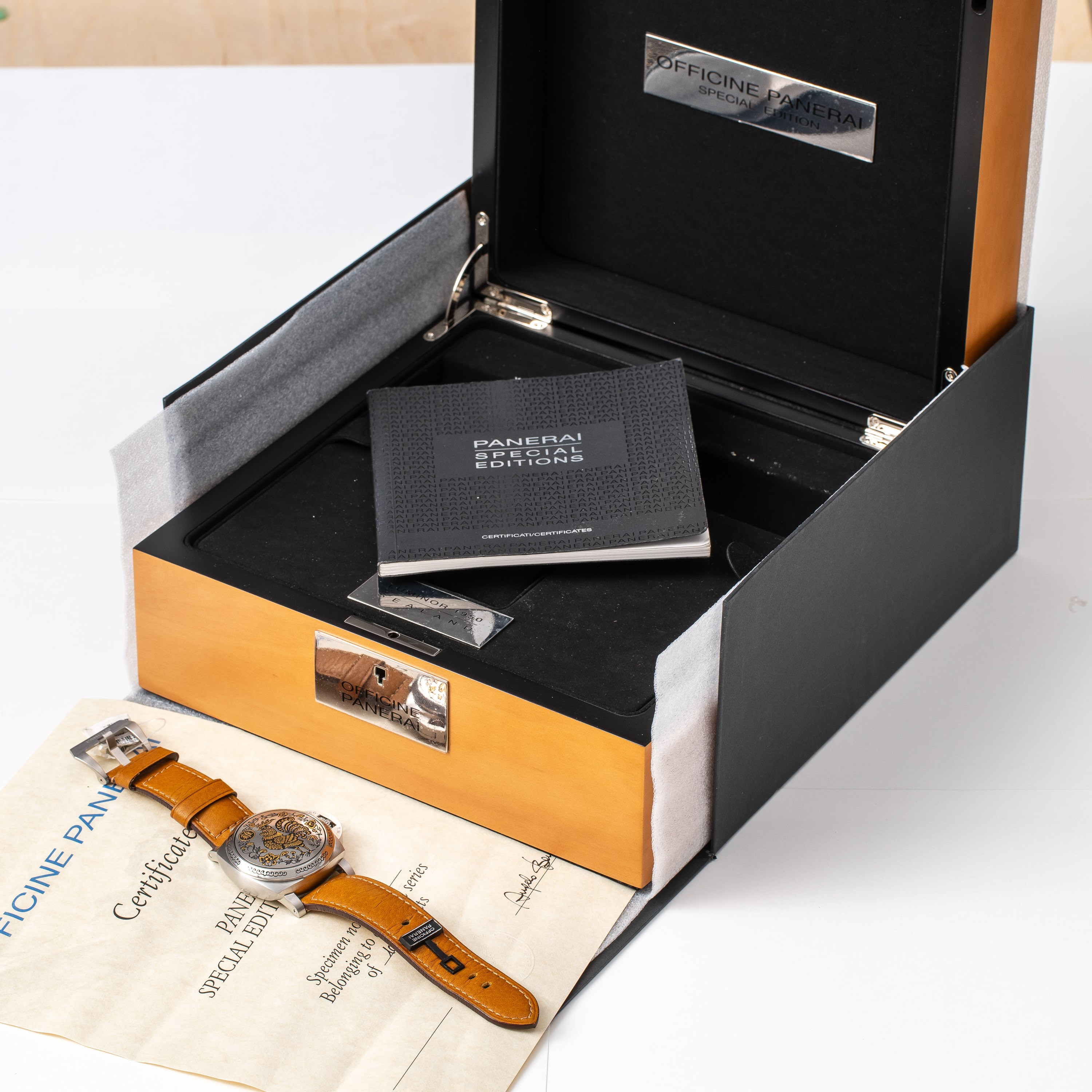 Panerai - Sealand PAM00852 “anno del gallo”