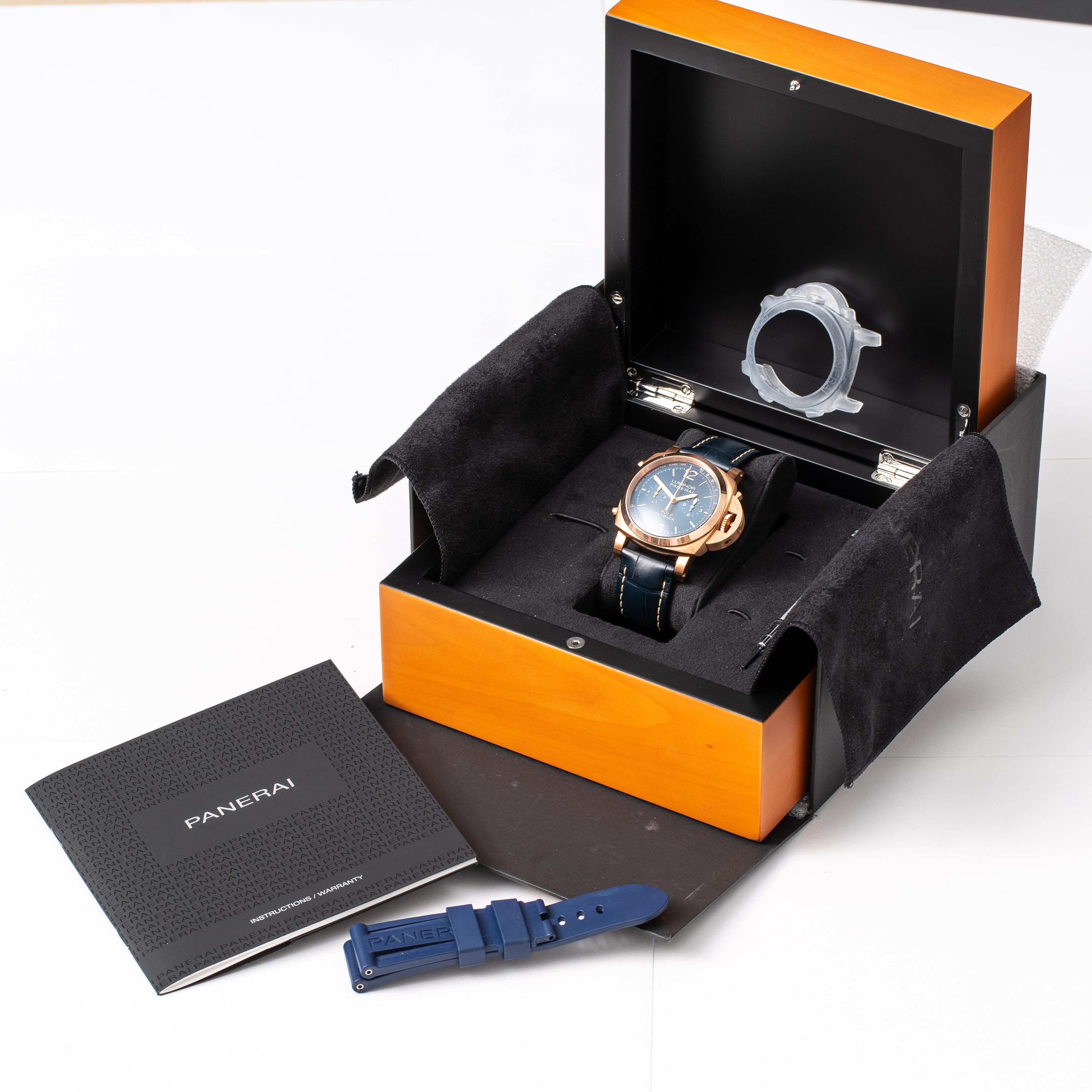 Panerai - Luminor Yach Challenge Flyback Chrono (PAM01020), cronografo flyback automatico in oro ...