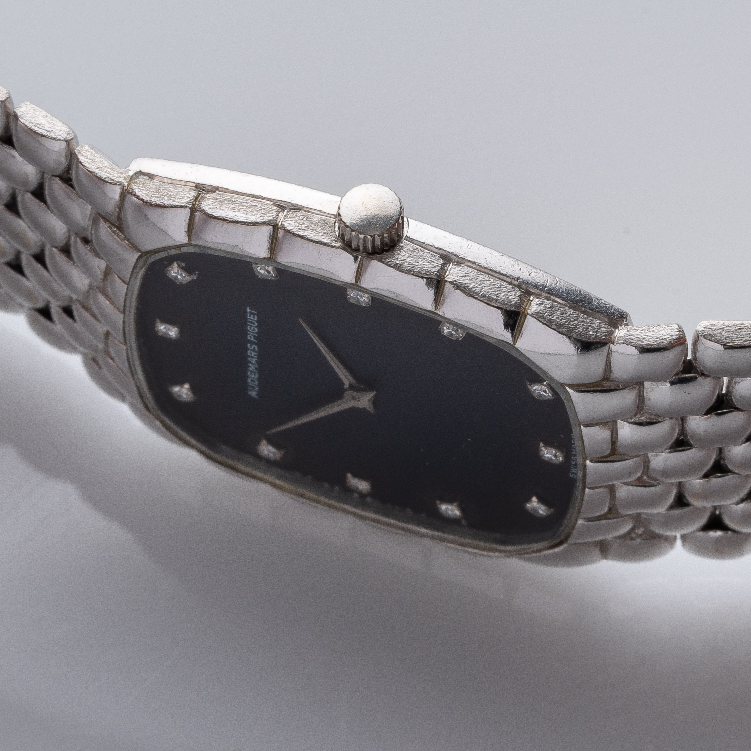 Audemars Piguet - Cobra, orologio da polso in oro bianco 18 kt con diamanti, carica manuale