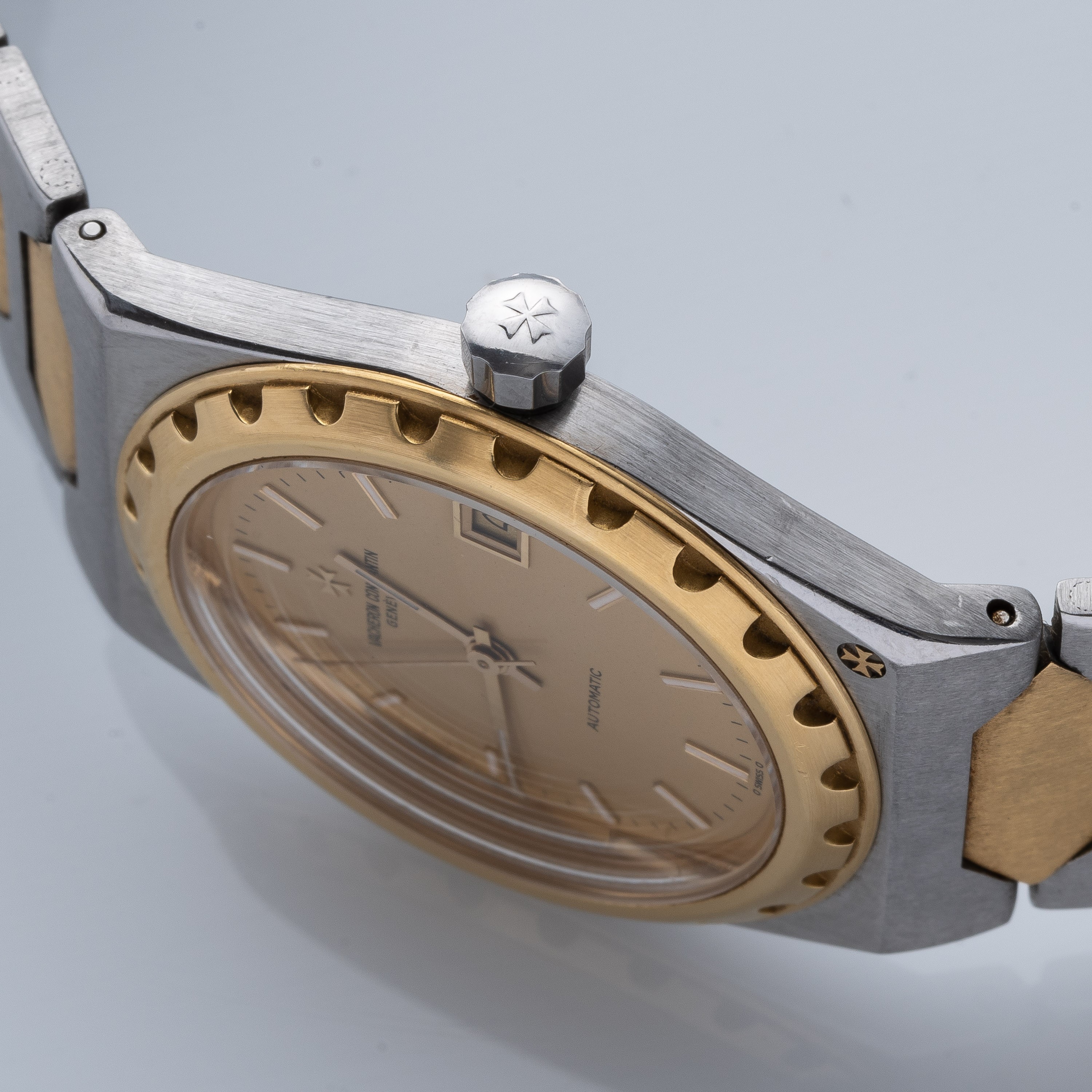 Vacheron Constantin - Overseas 222, orologio automatico in oro giallo 18 kt e acciaio con quadran...
