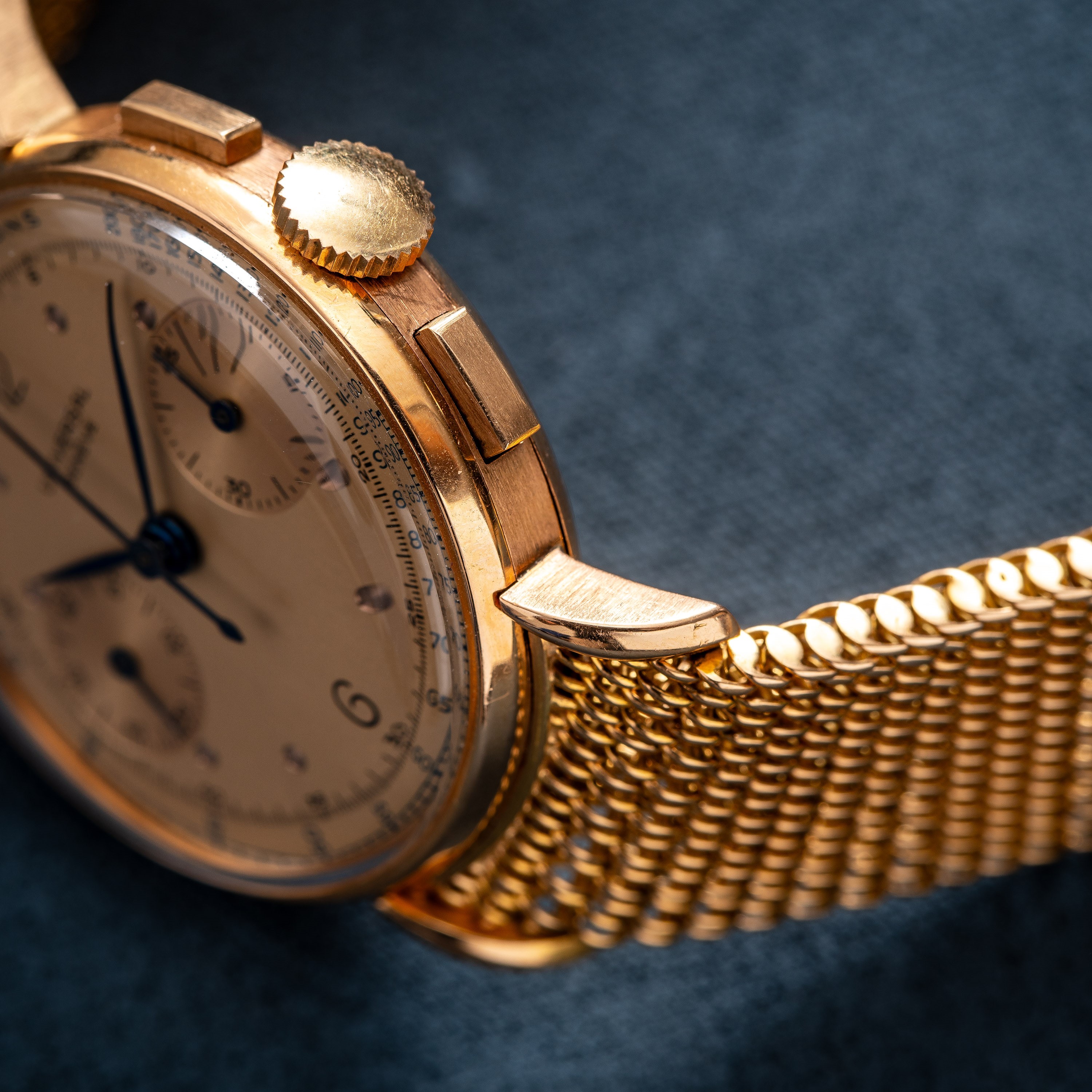 Universal Geneve - Cronografo Pulsometrico in oro rosa 18kt con quadrante rosa e carica manuale