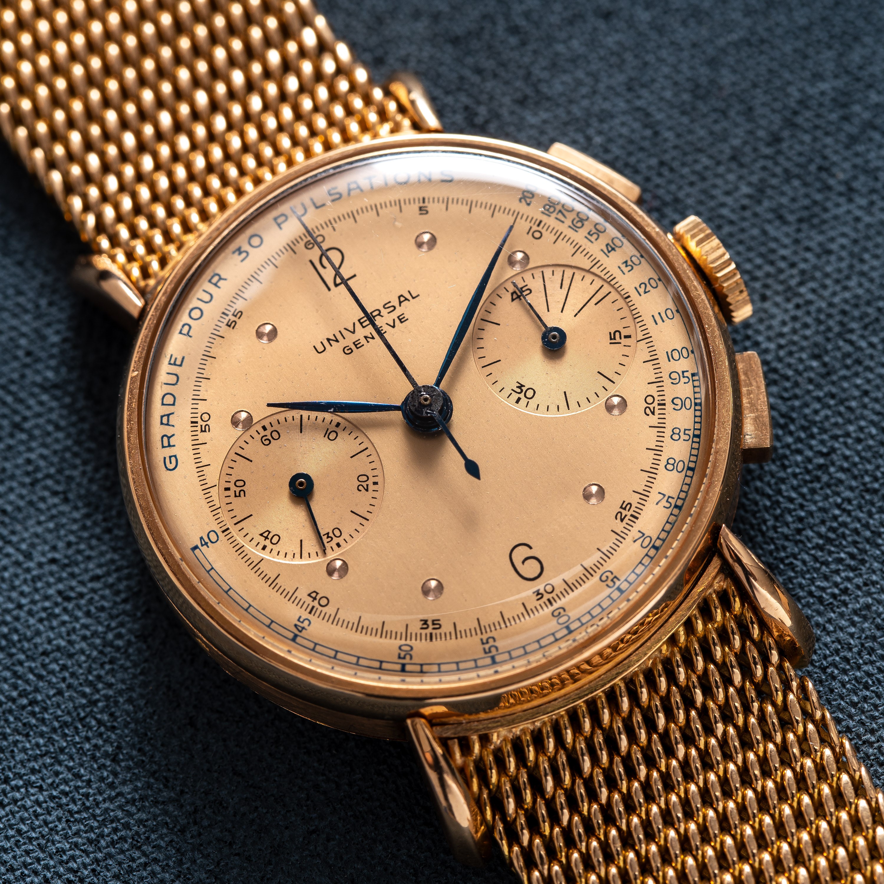 Universal Geneve - Cronografo Pulsometrico in oro rosa 18kt con quadrante rosa e carica manuale