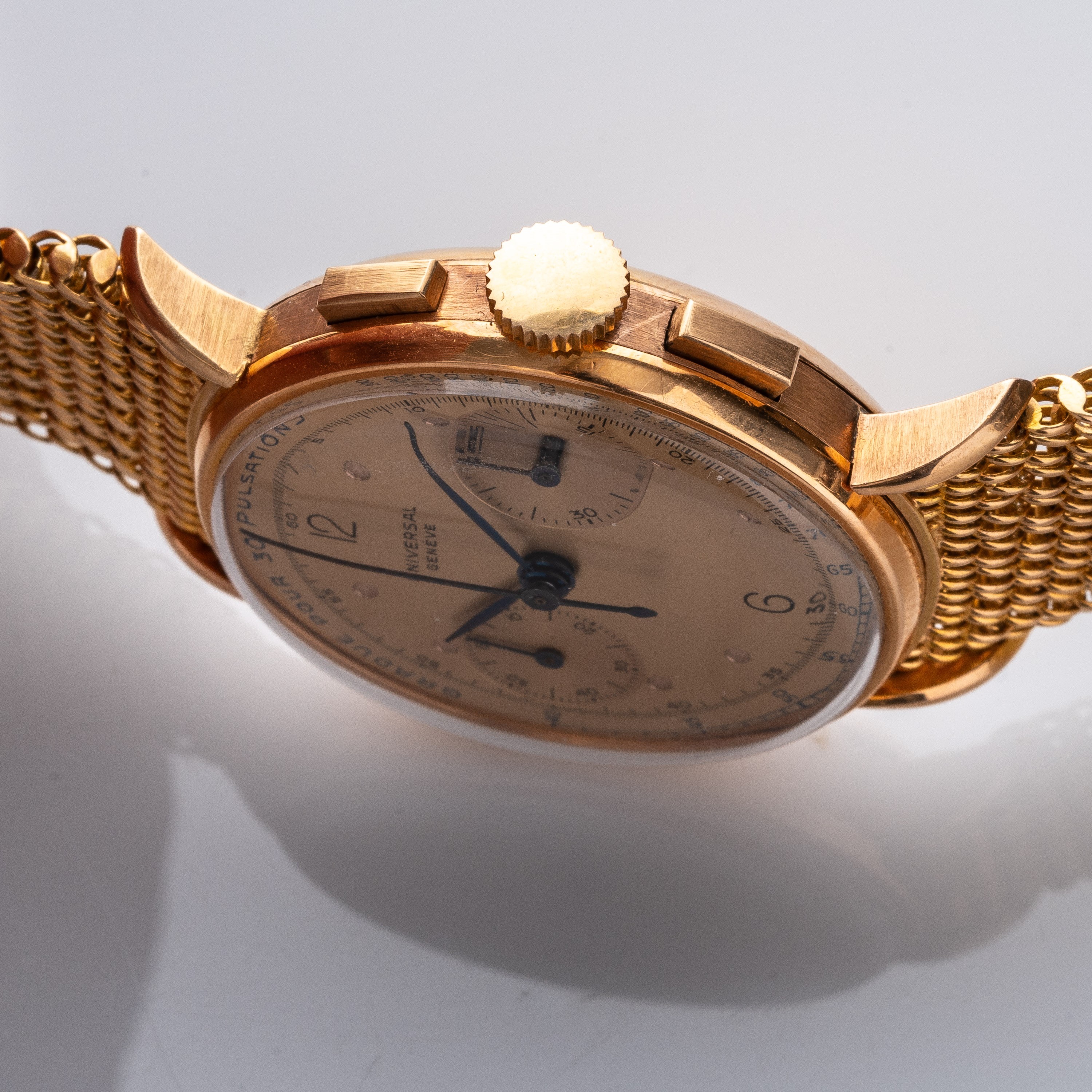 Universal Geneve - Cronografo Pulsometrico in oro rosa 18kt con quadrante rosa e carica manuale