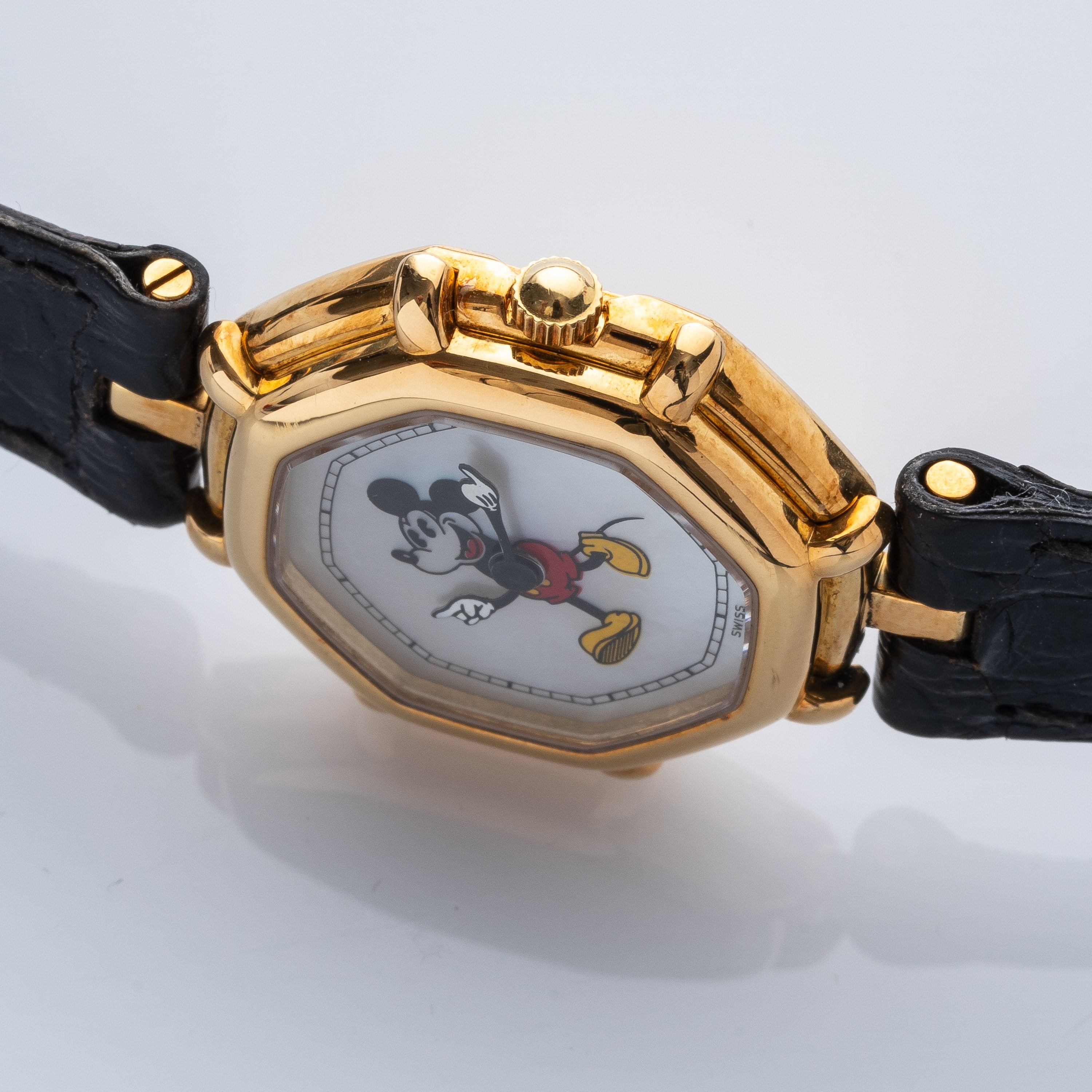 Gerald Genta - Mickey Mouse, orologio al quarzo in oro giallo 18 kt con quadrante in madreperla
