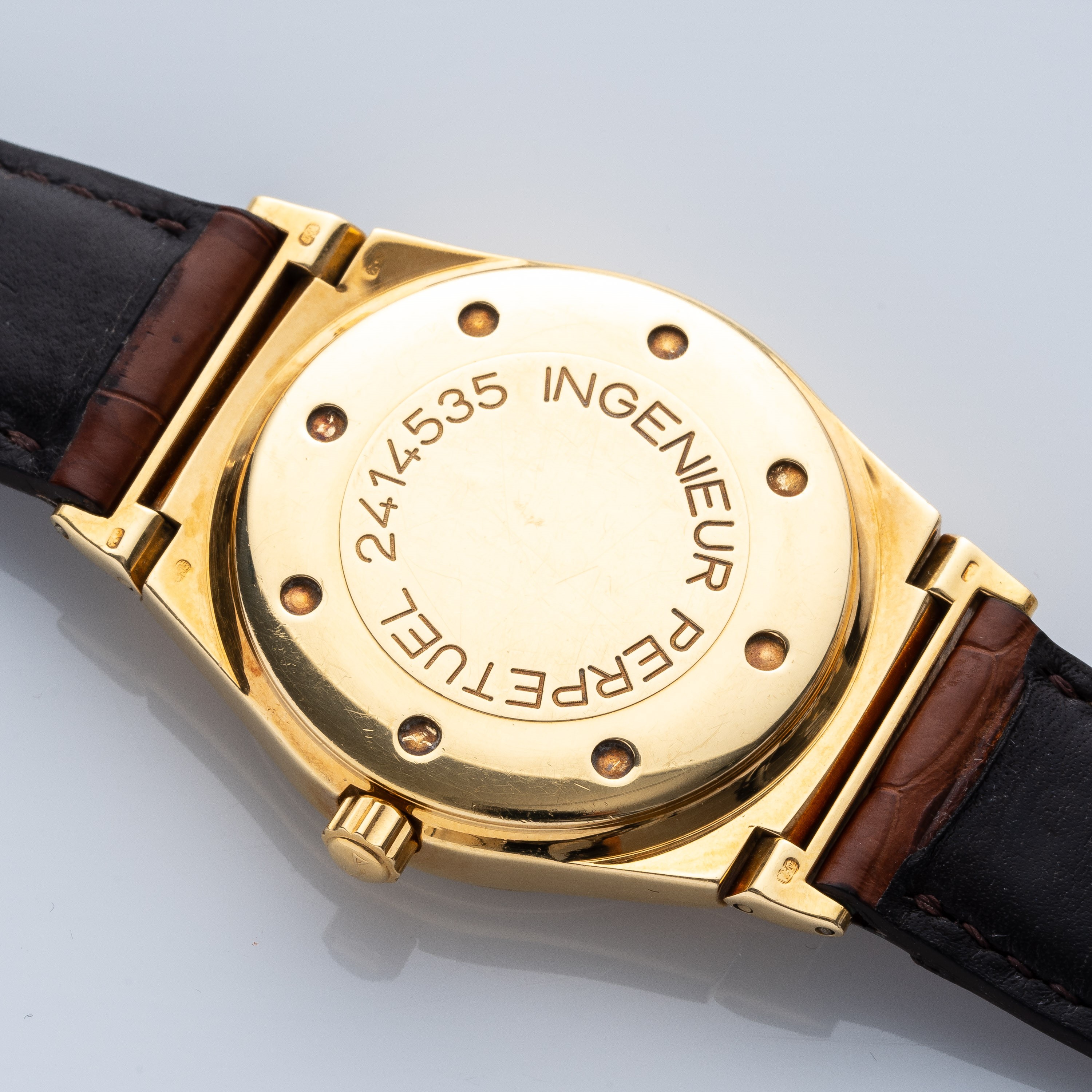 Iwc - Ingenieur Perpetual Calendar, orologio da polso in oro giallo 18 kt con quadrante in porcel...