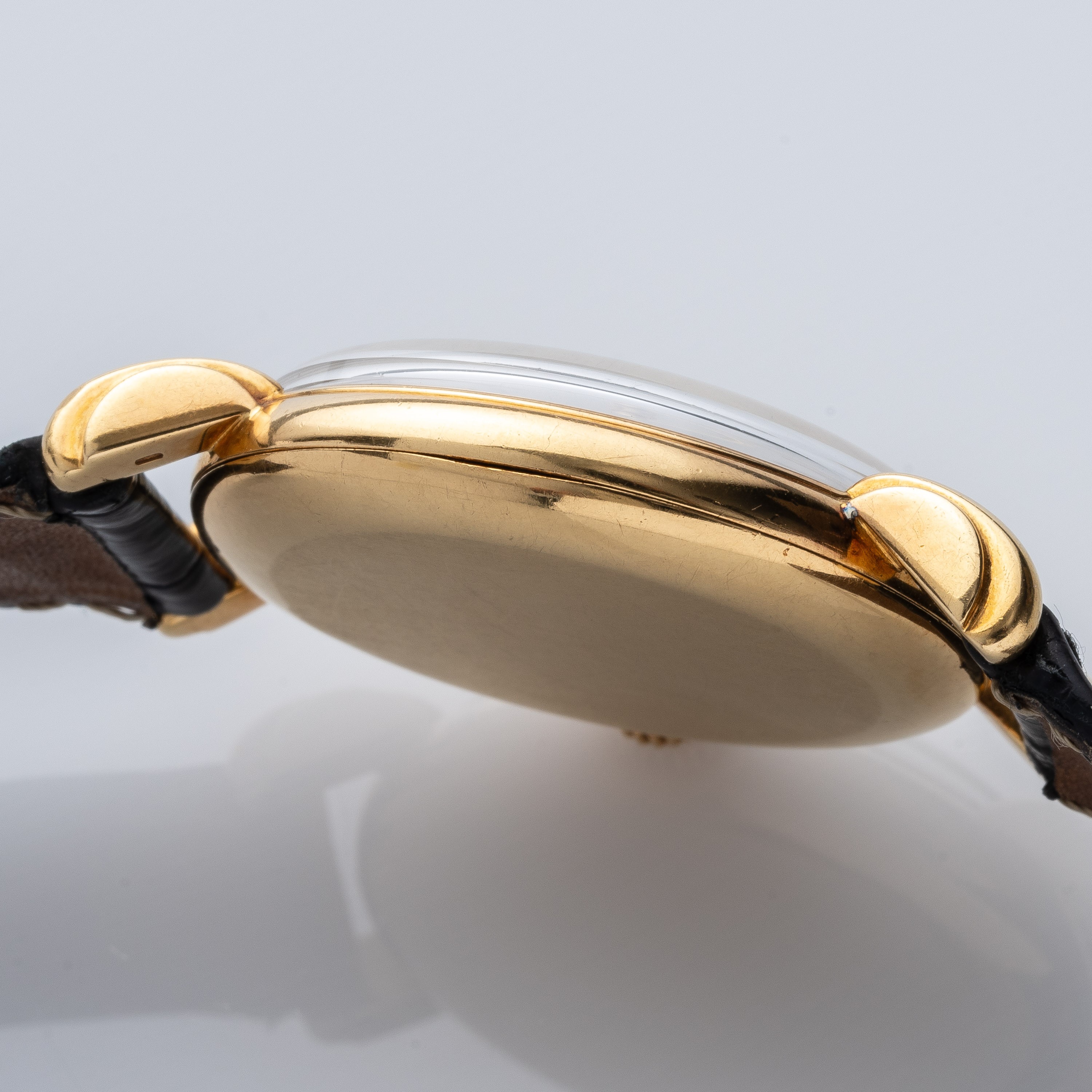 Patek Philippe - Calatrava 1571, orologio solo tempo a carica manuale in oro giallo 18 kt