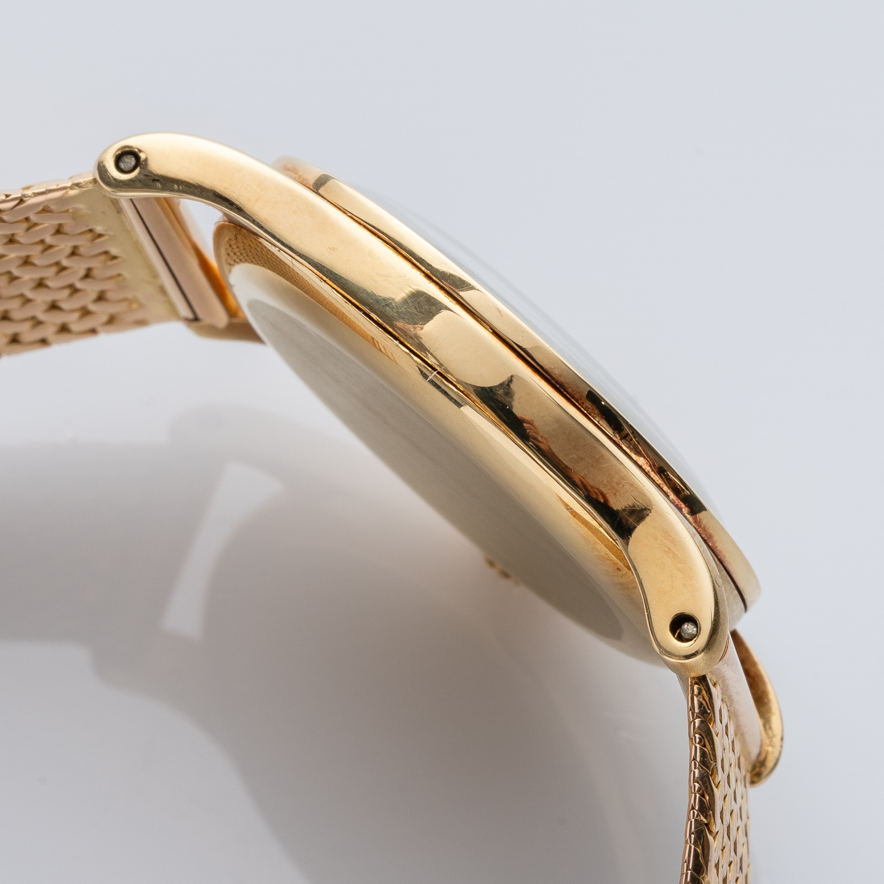 Patek Philippe - Calatrava, orologio da polso in oro giallo 18 kt a carica manuale con piccoli se...