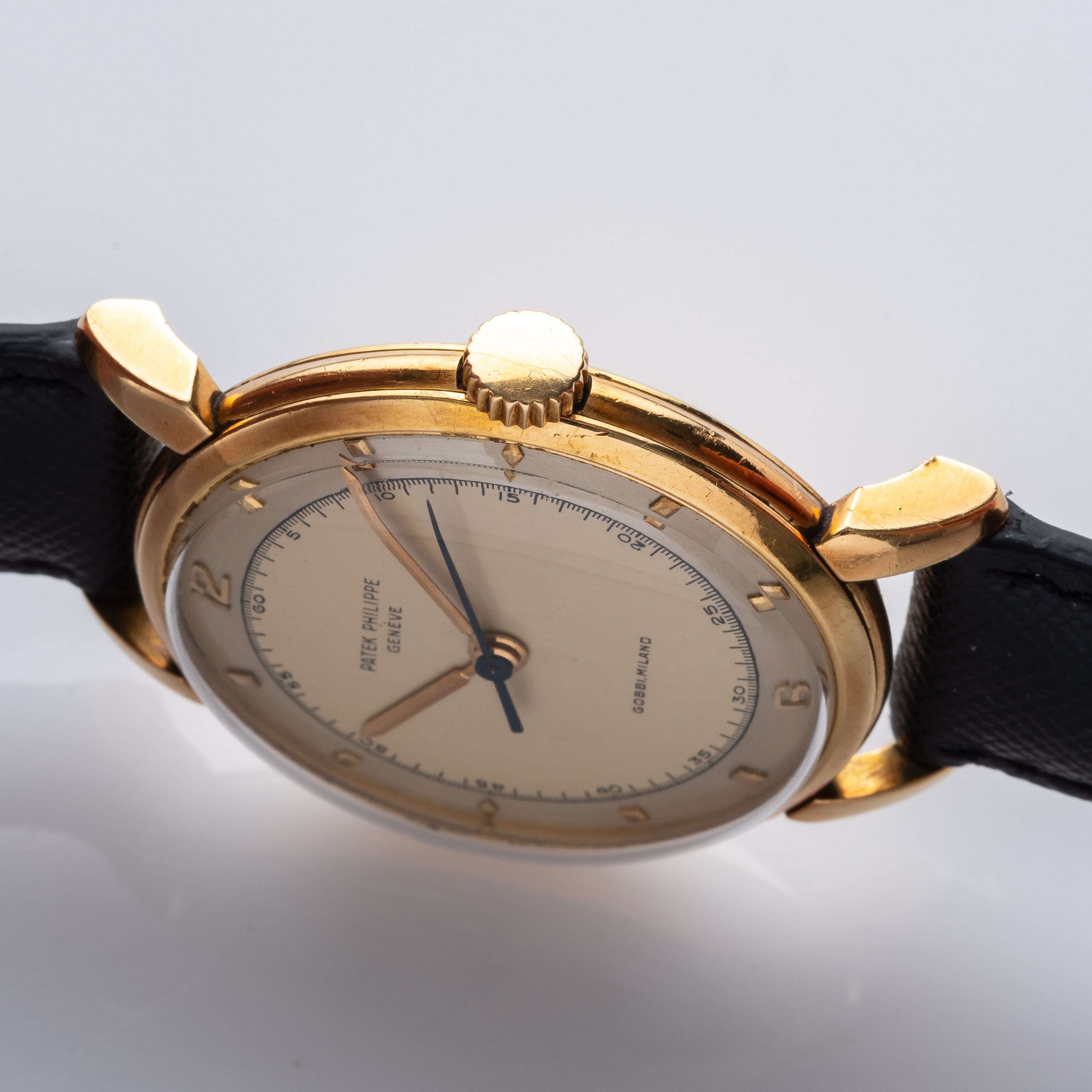 Patek Philippe - Calatrava 2482, orologio solo tempo in oro giallo 18 kt con quadrante bitonale, ...