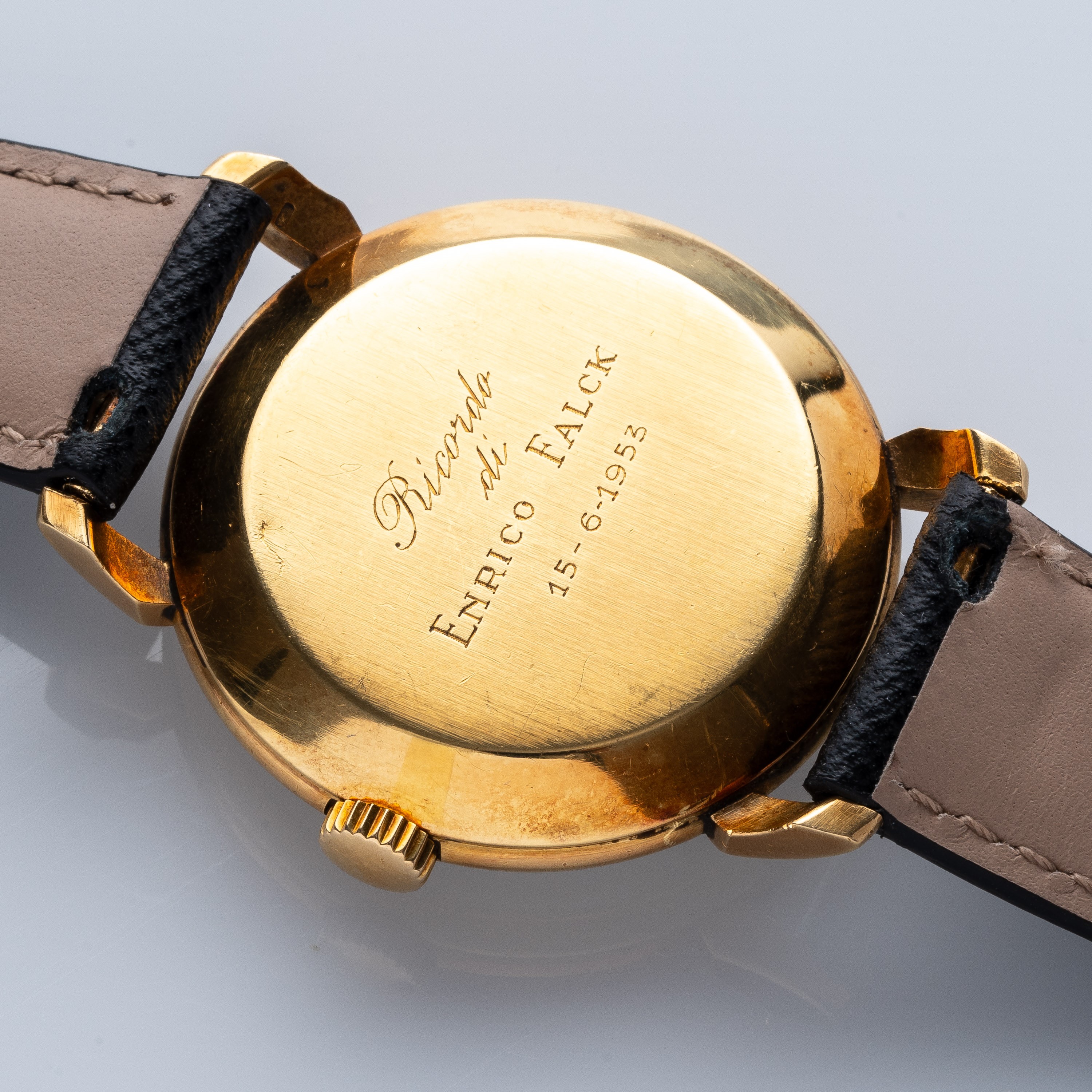 Patek Philippe - Calatrava 2482, orologio solo tempo in oro giallo 18 kt con quadrante bitonale, ...