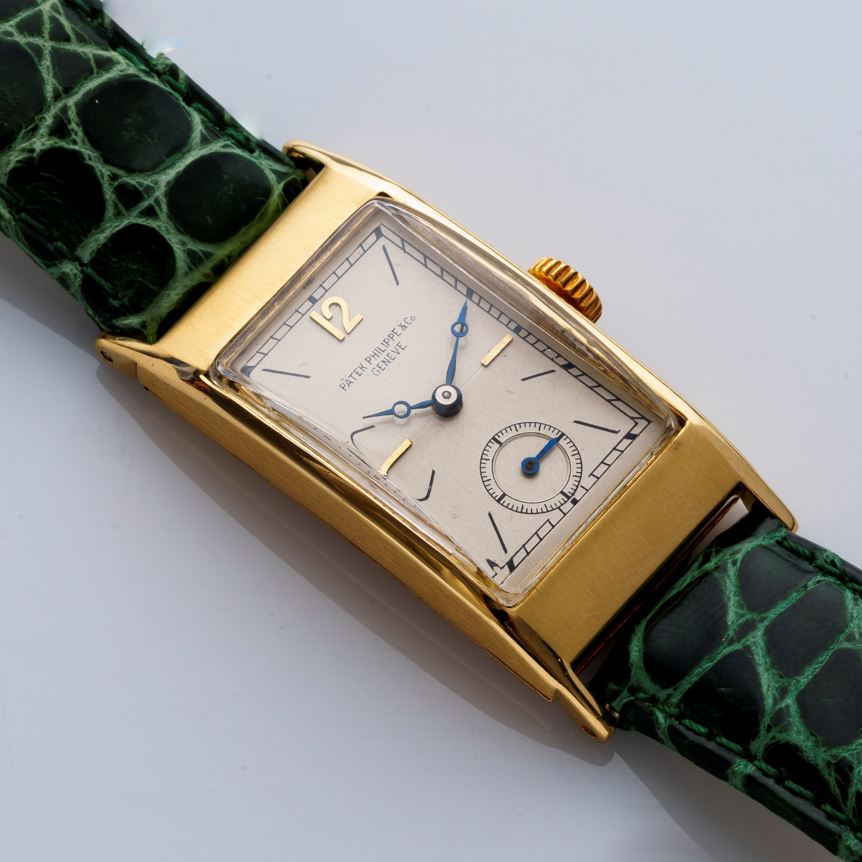 Patek Philippe - Tegolino, orologio solo tempo a carica manuale in oro giallo 18 kt con sfere Bre...