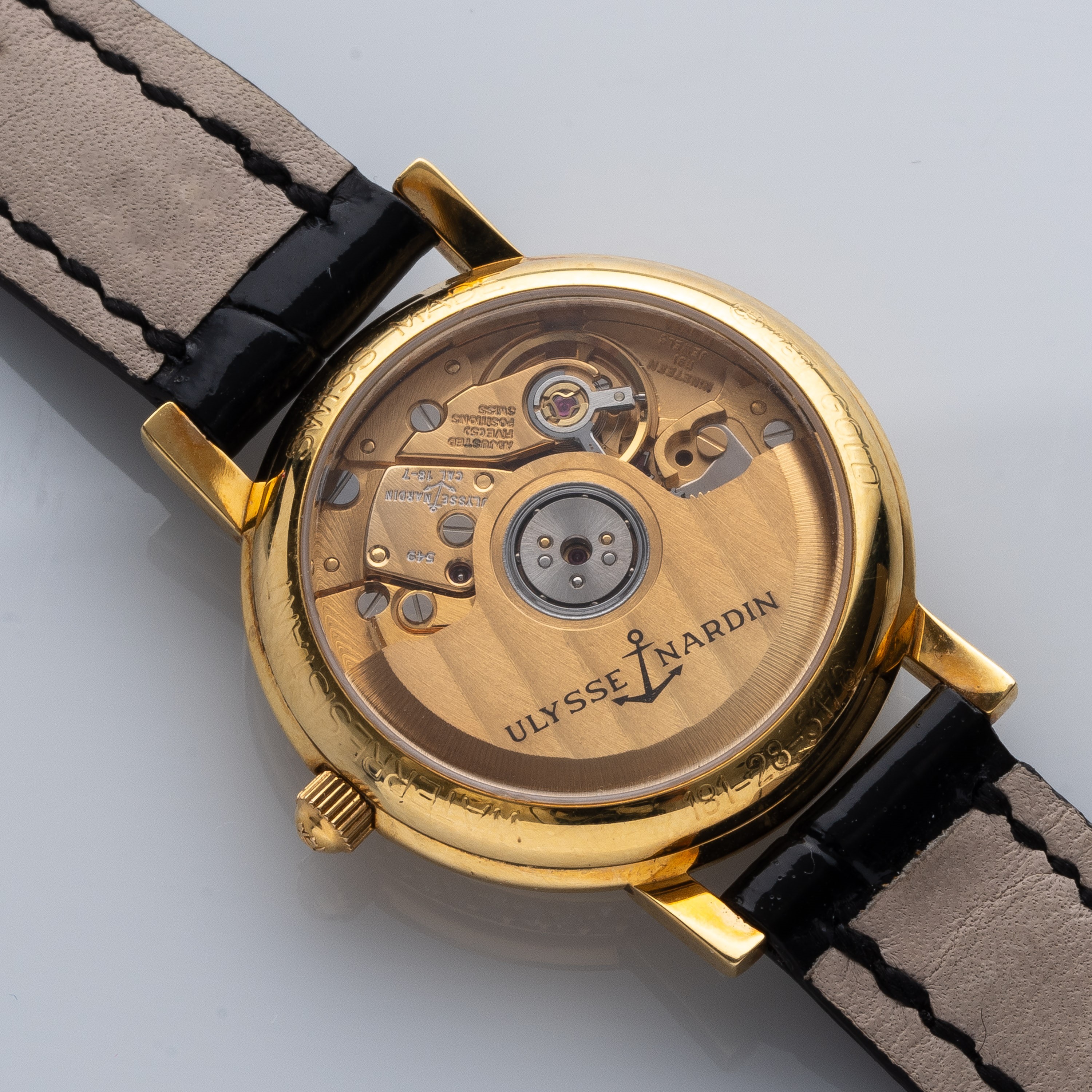 Ulysse Nardin - Orologio da donna in oro giallo 18 kt con ghiera in diamanti e datario a ore tre