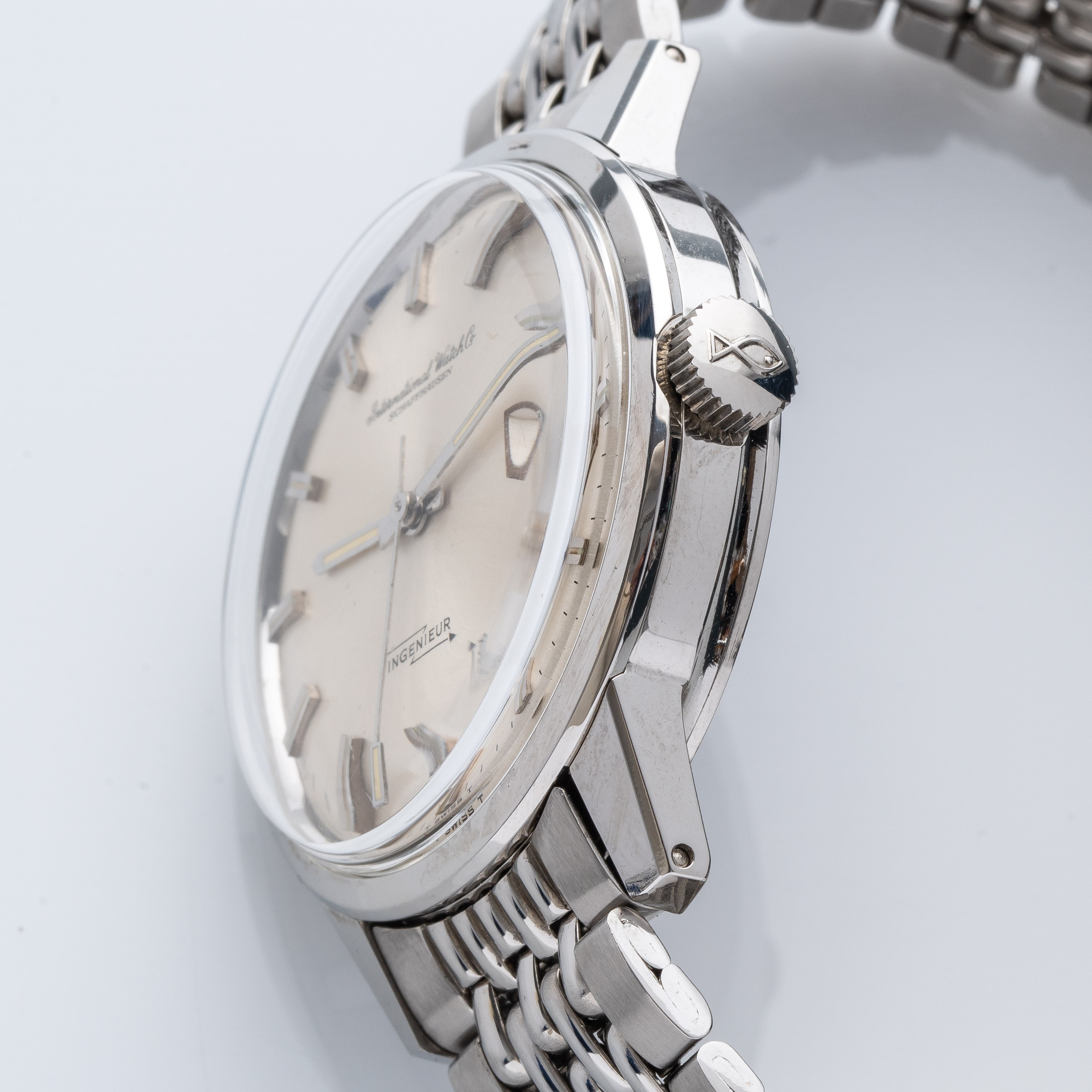 Iwc - Ingenieur, orologio automatico in acciaio con quadrante argenté e datario ad ore tre