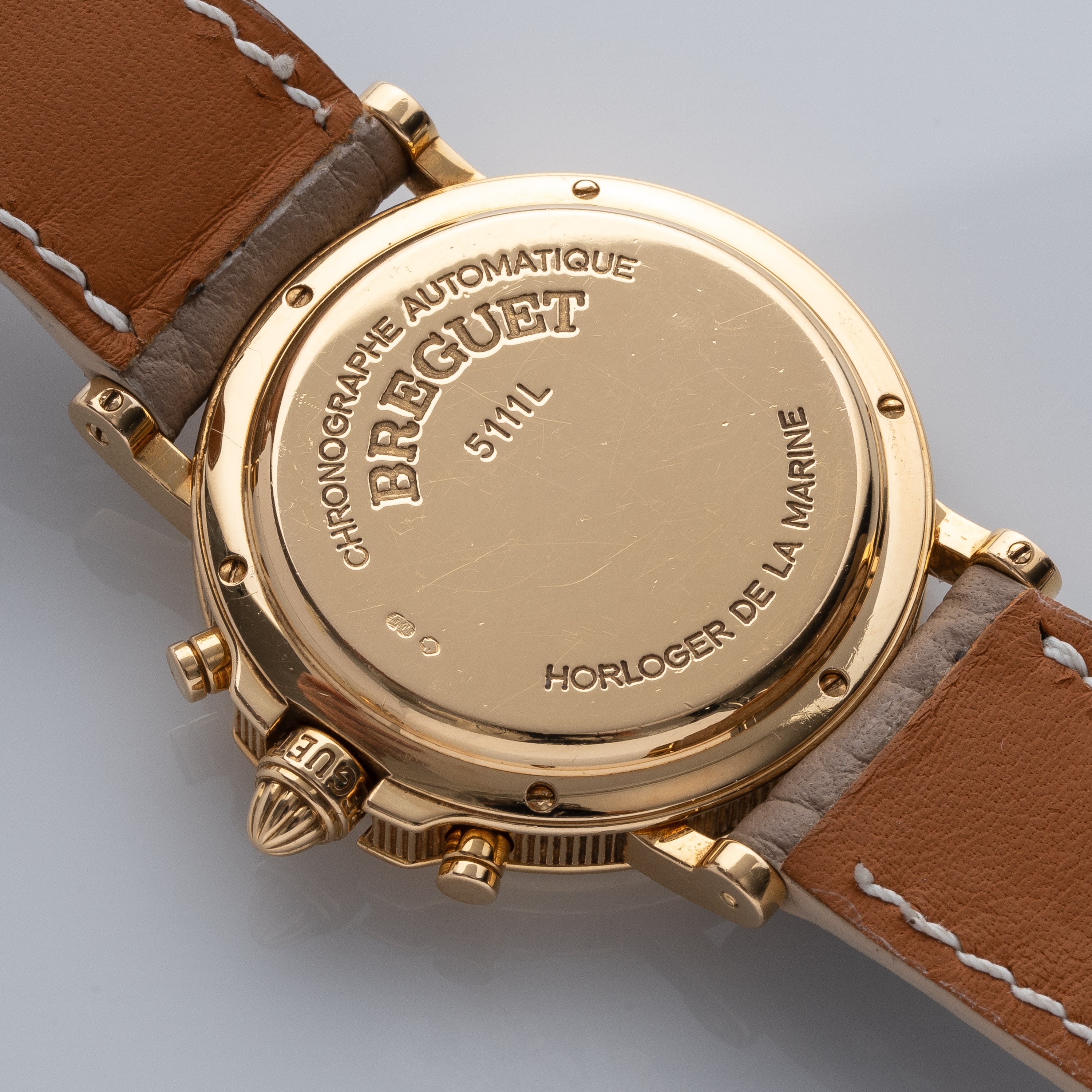 Breguet - Marine Chronograph 4460, cronografo automatico in oro giallo 18 kt con quadrante bianco...