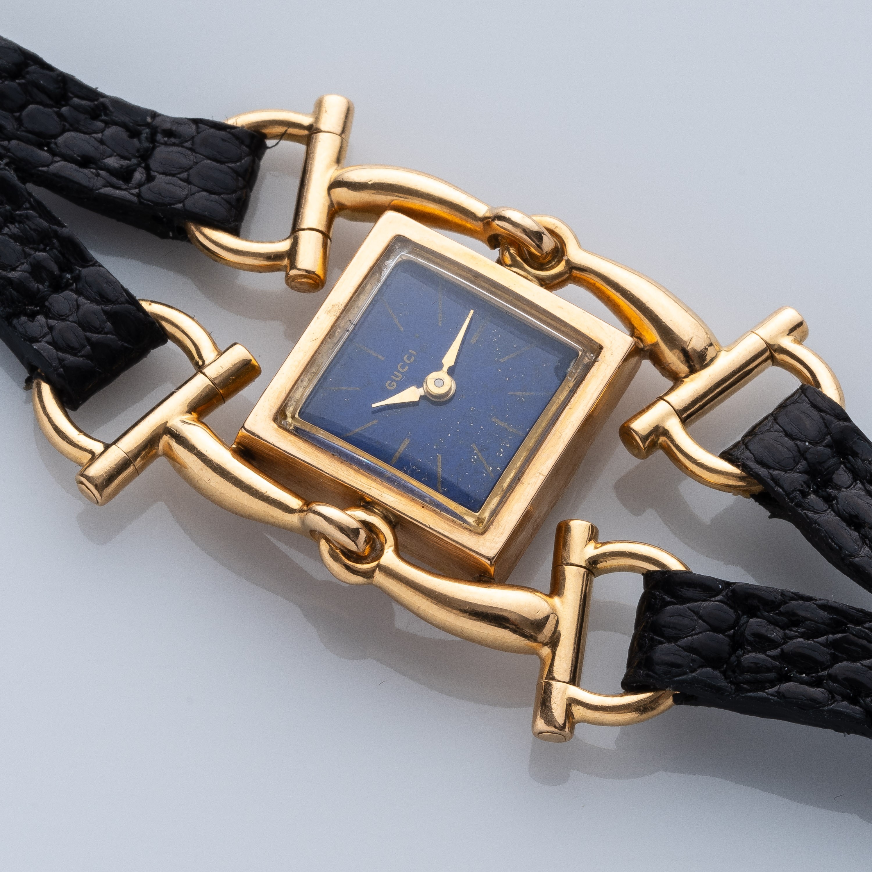 Gucci - Orologio da polso “Fibbia” a carica manuale con cassa in oro giallo 18kt e quadrante in l...