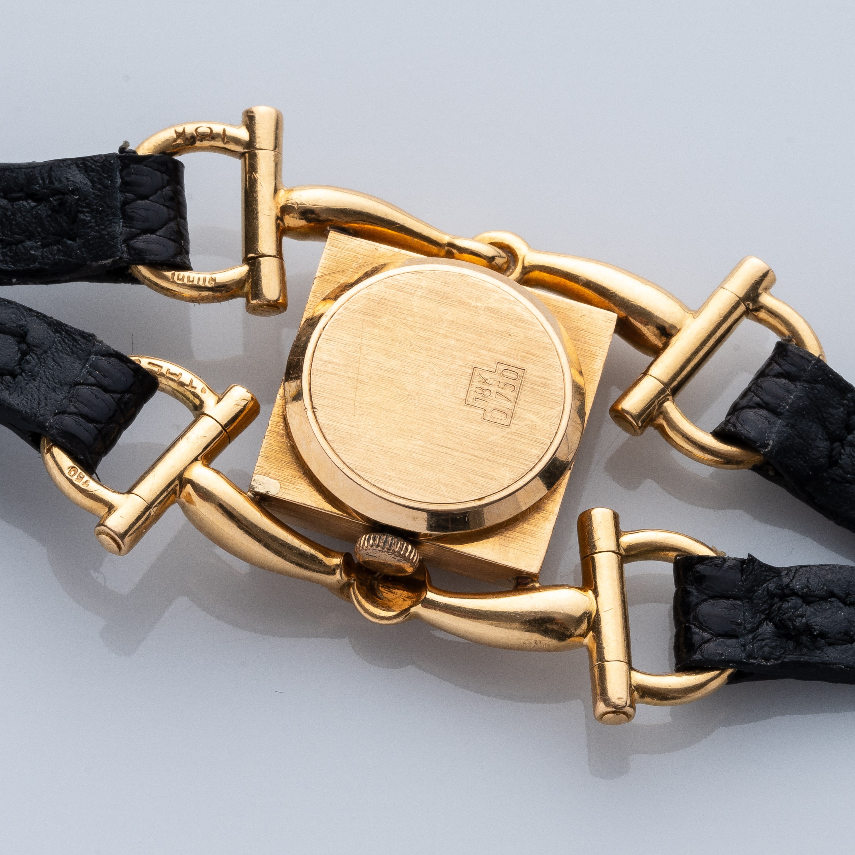Gucci - Orologio da polso “Fibbia” a carica manuale con cassa in oro giallo 18kt e quadrante in l...
