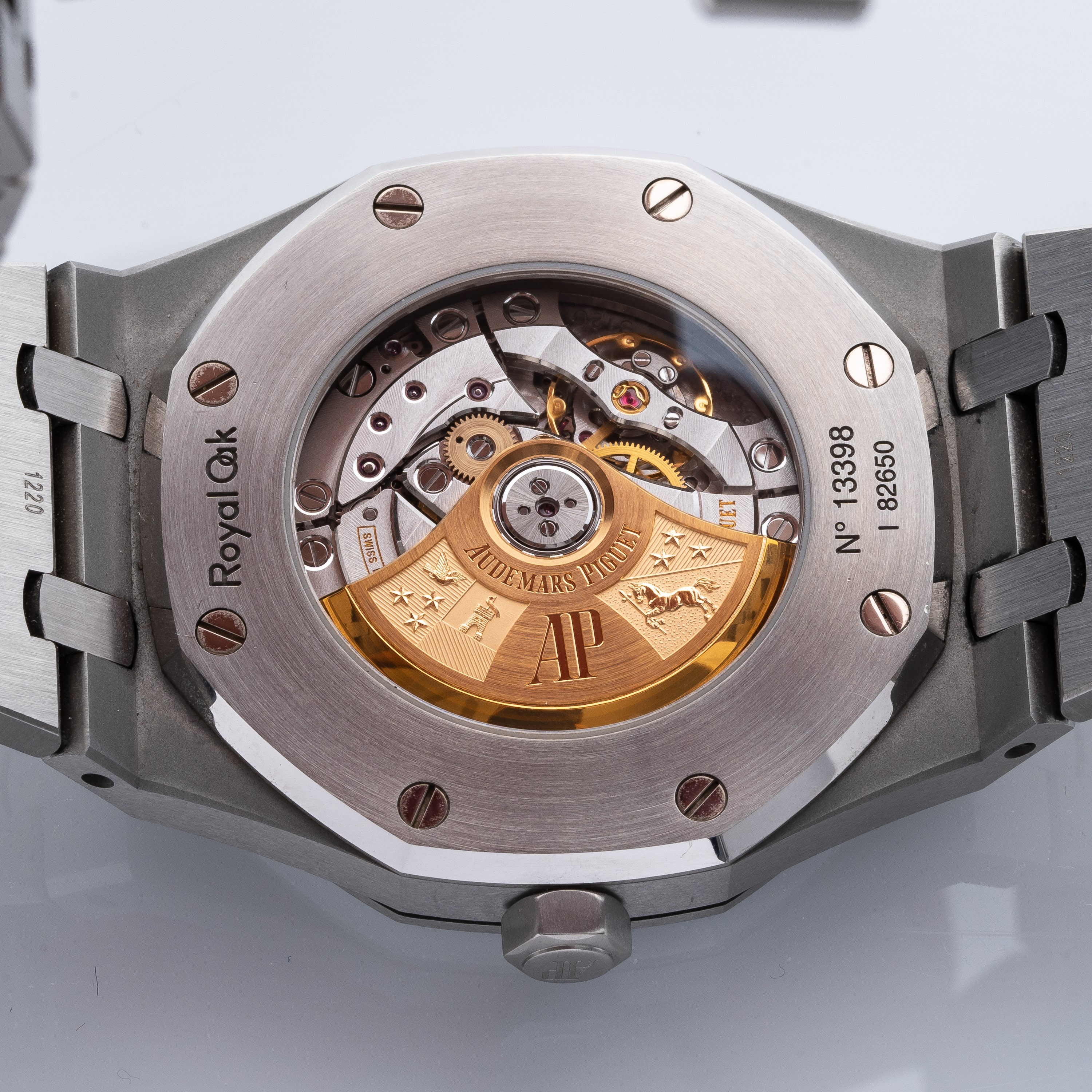 Audemars Piguet - Royal Oak 15400ST, orologio automatico in acciaio con quadrante bianco