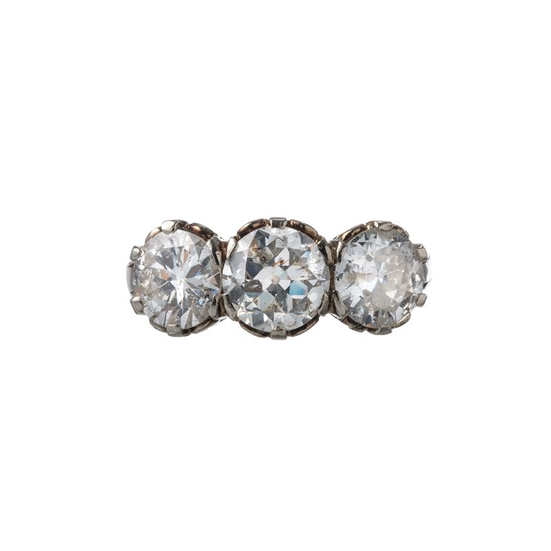 Anello Trilogy, Oro bianco 18 kt e diamanti