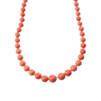 Girocollo in corallo con chiusura in oro giallo 18 kt