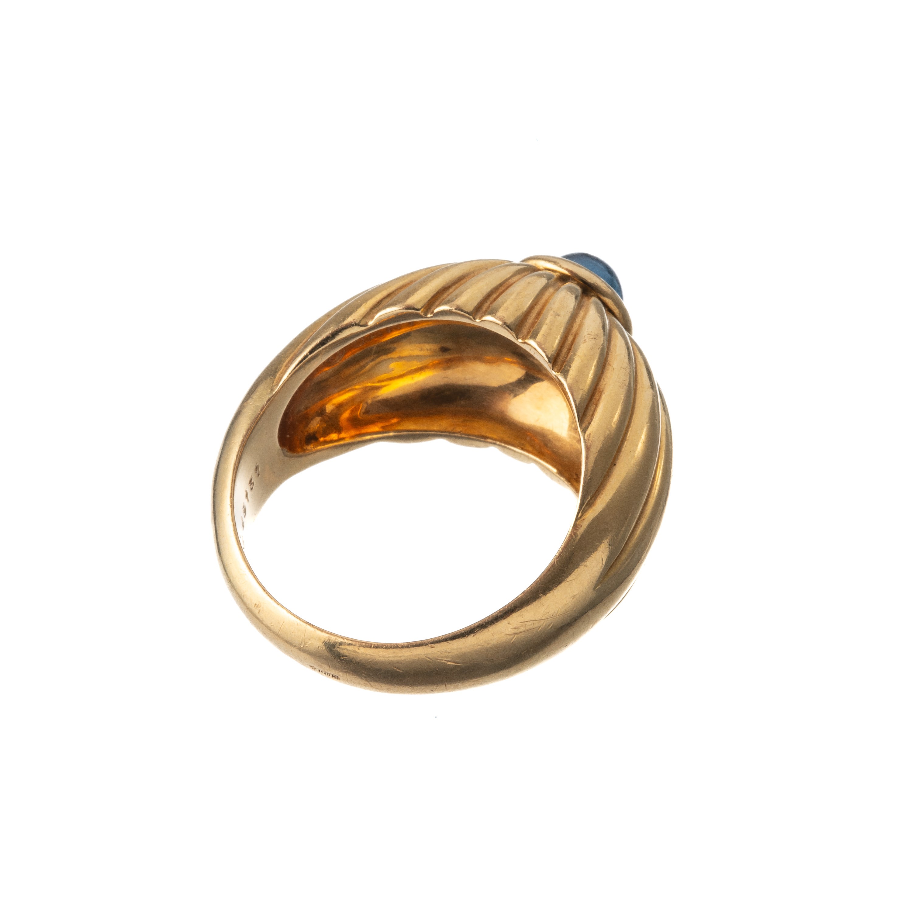 Cartier - Anello in oro giallo 18 kt con zaffiro cabochon