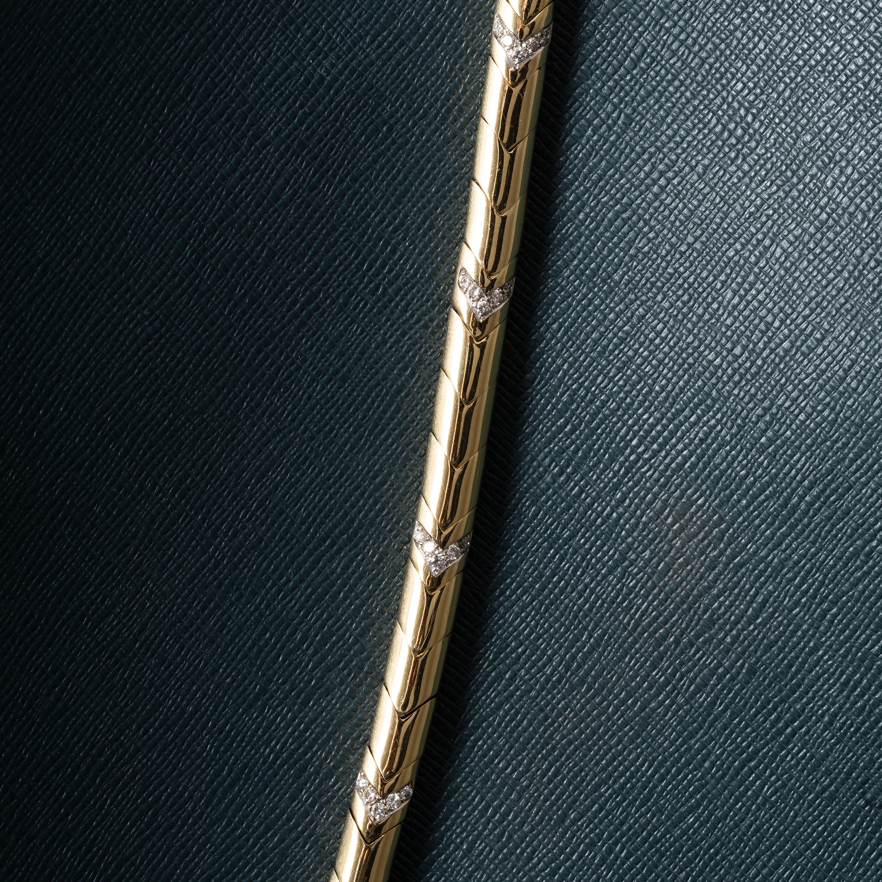 Cartier - Collana girocollo in oro giallo 18 kt con diamanti