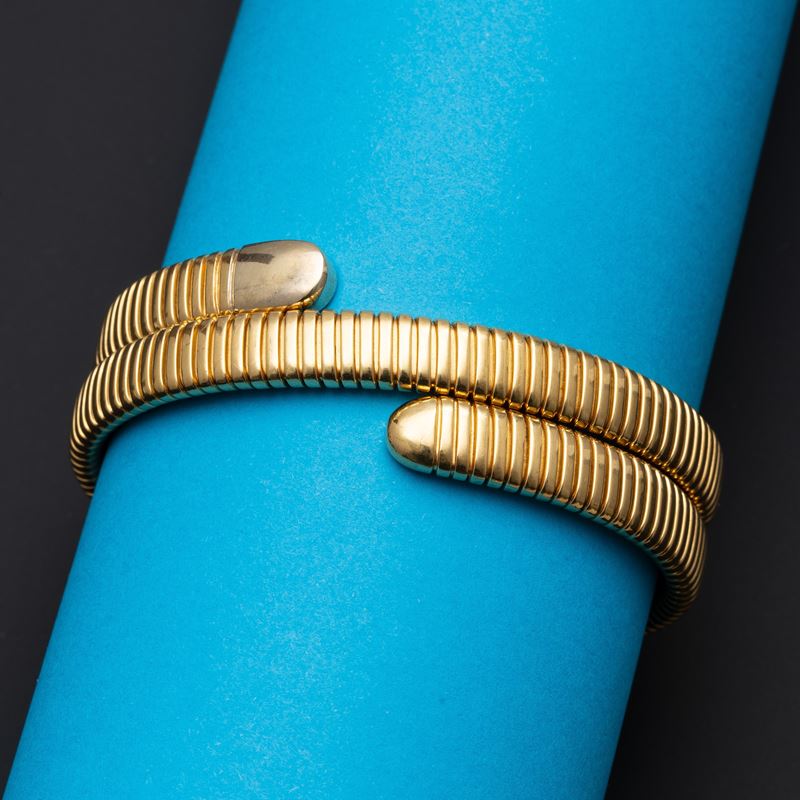 Bracciale elastico in oro giallo 18 kt a serpente "Tubogas"