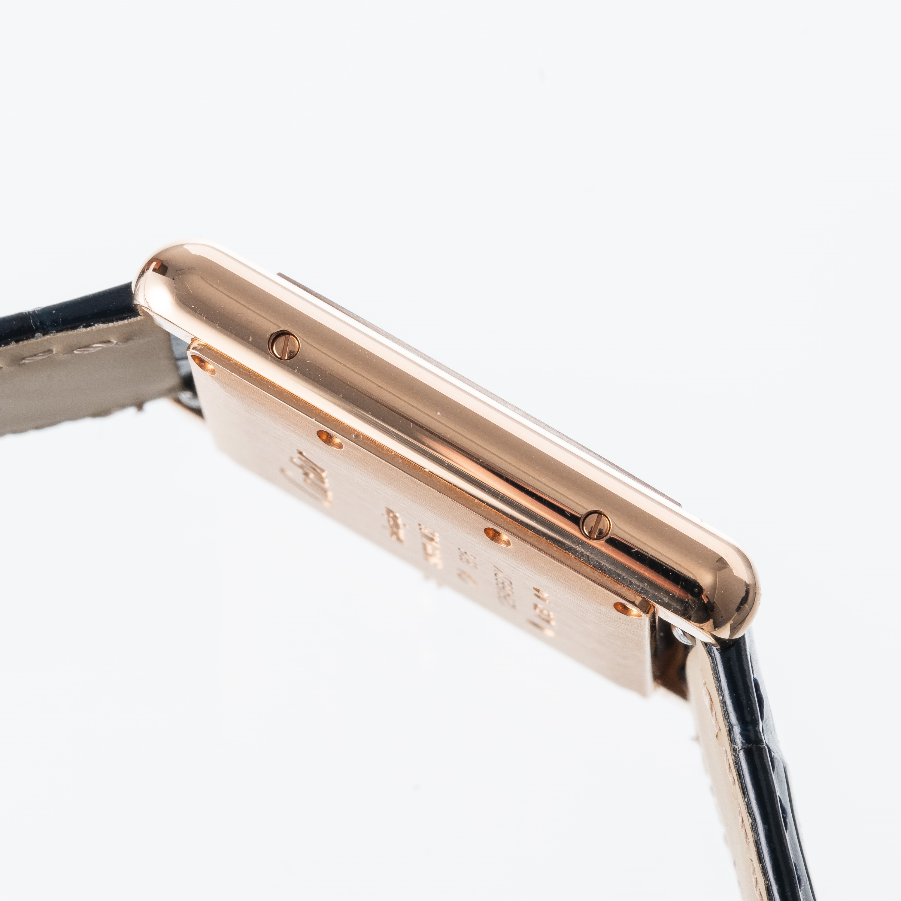 Cartier - Orologio Tank in oro rosa 18 kt a carica manuale con quadrante “Tre Ori”