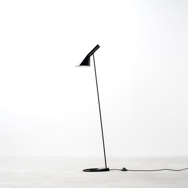 Arne Jacobsen - Piantana 'AJ'