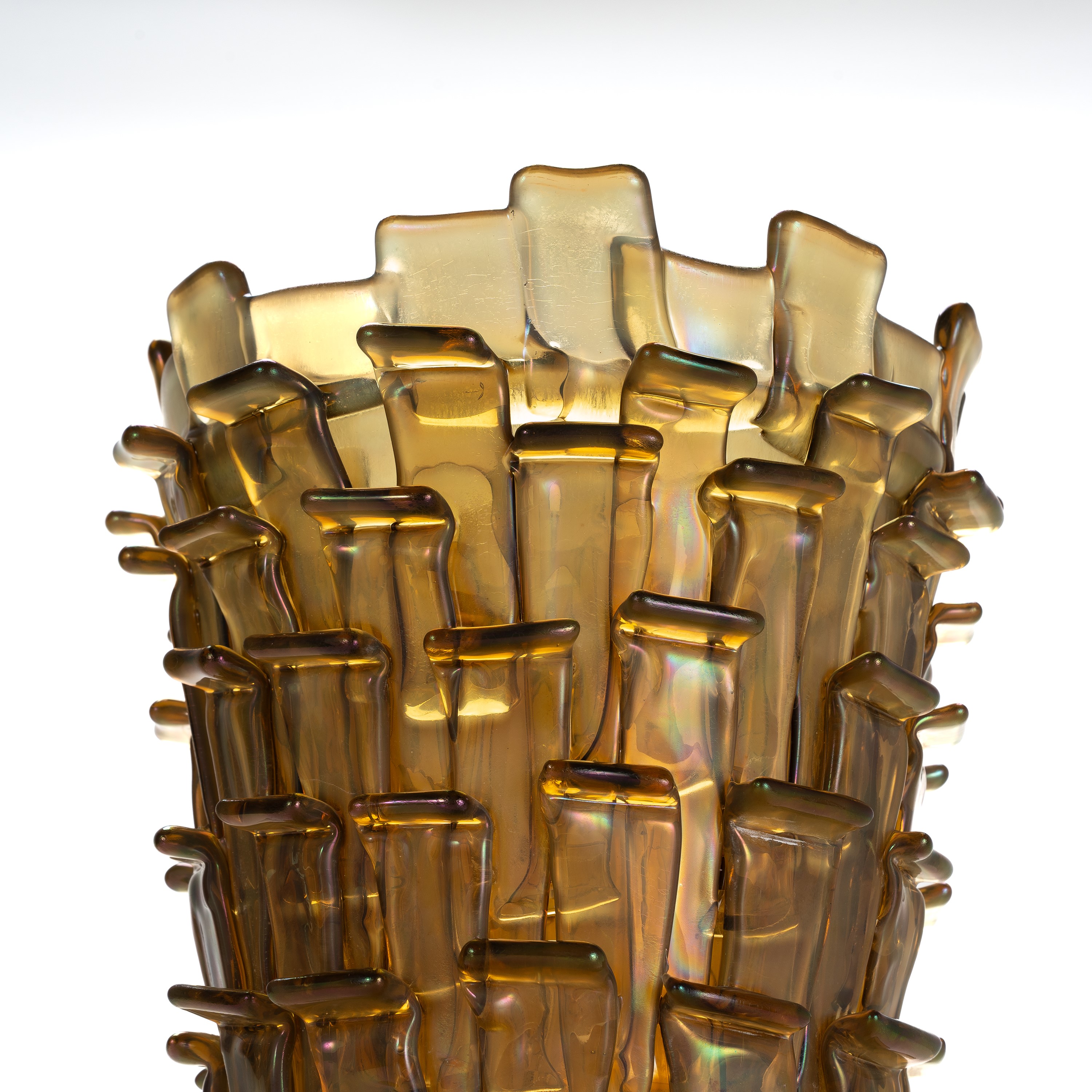 Fulvio Bianconi - Vaso “Ritagli” in vetro ambra iridato (manifattura Venini), 2004
