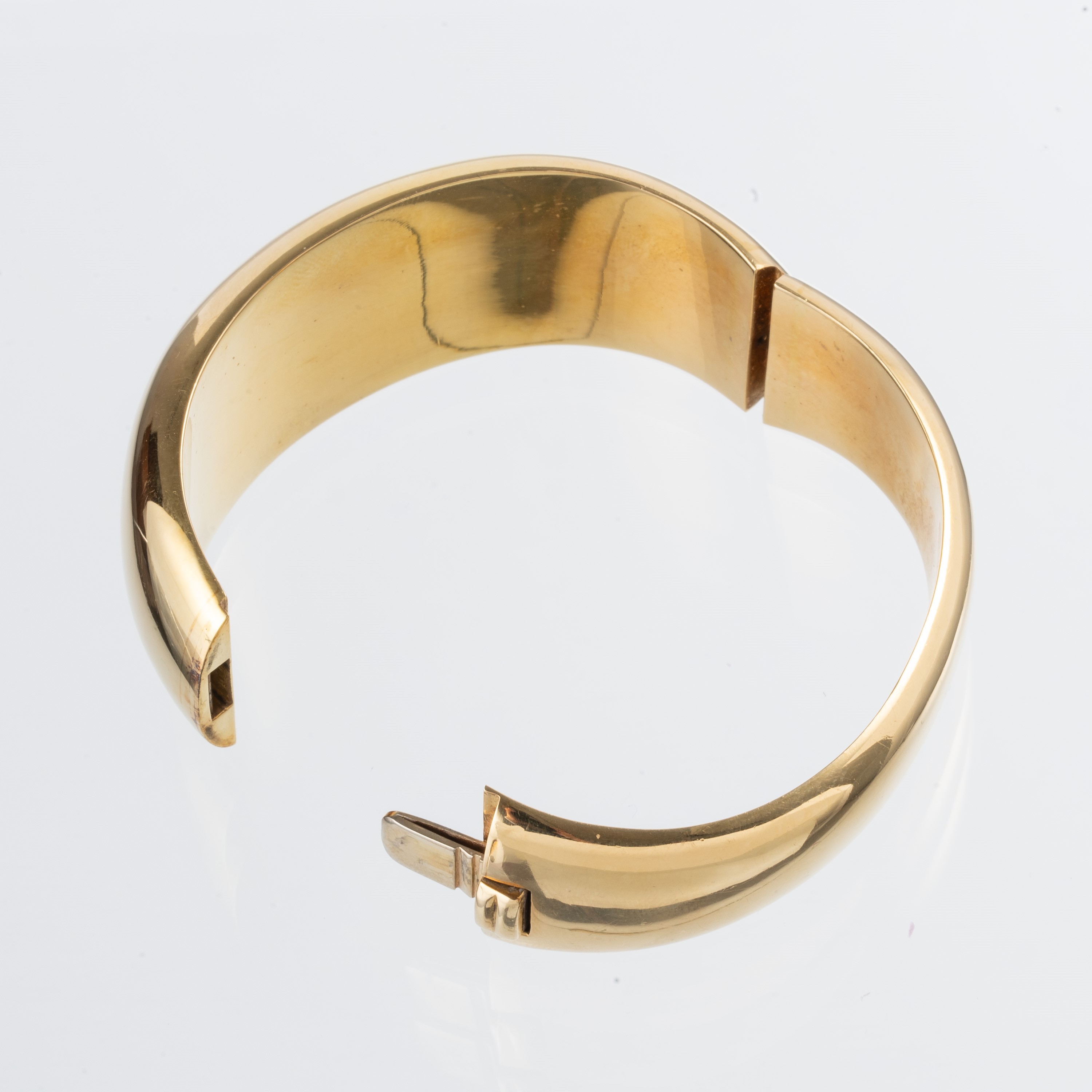 Bracciale rigido in oro giallo 18 kt