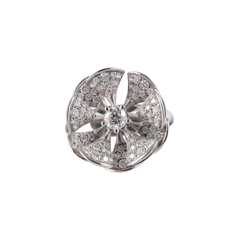 Bulgari - Anello Margherita in oro bianco 18 kt con diamanti (mod. 350769, 2017)