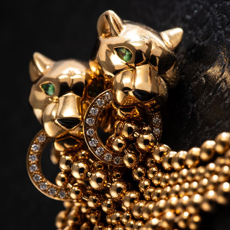 Cartier - Orecchini a motivo pantera in oro giallo 18 kt con tsavorite