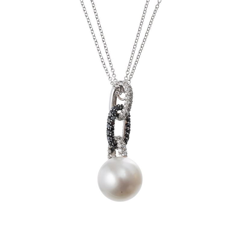 Girocollo, Oro bianco 18 kt con perla coltivata di mare