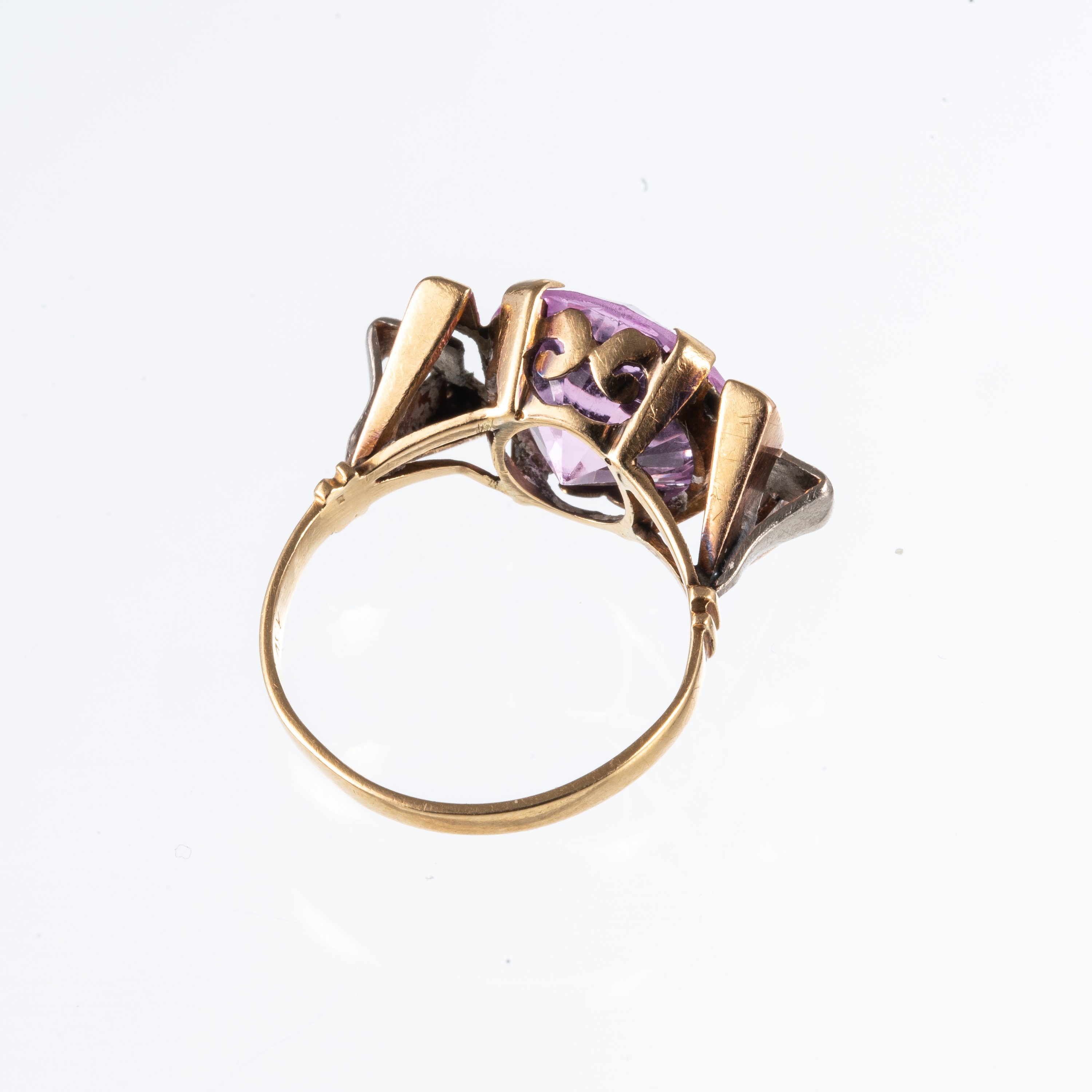 Oro giallo 18 kt, Anello con rosa di Francia sintetica