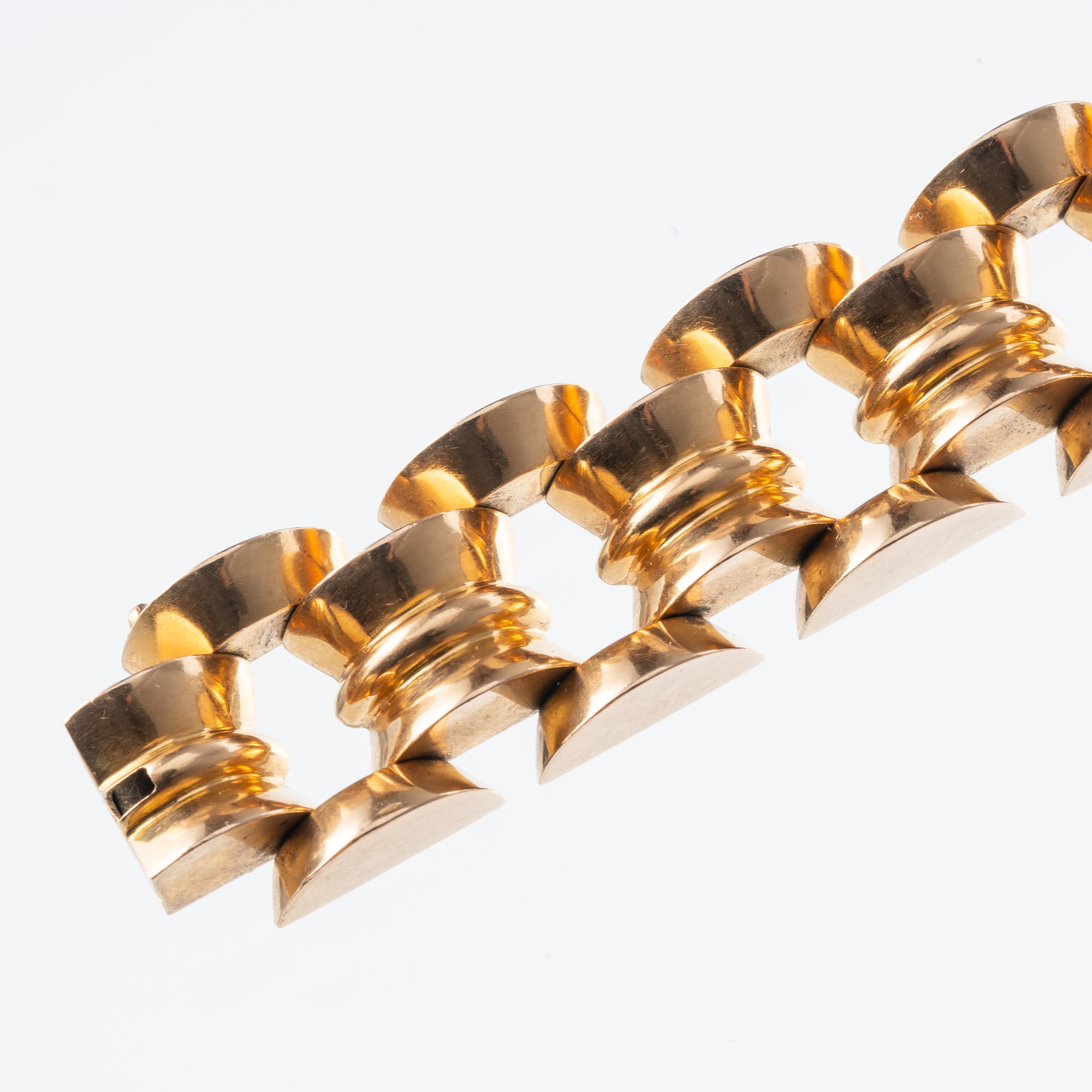 Bracciale tank, oro giallo 18 kt, motivi geometrici circolari