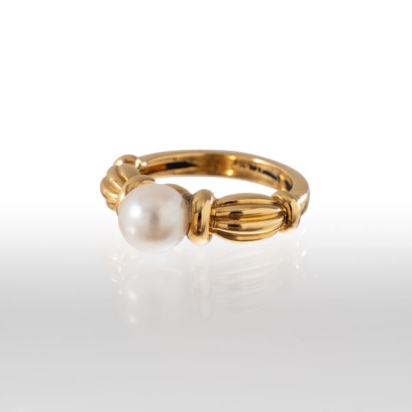 TIFFANY &amp; CO - TIFFANY & CO - ANELLO IN ORO GIALLO 18 KT CON PERLA