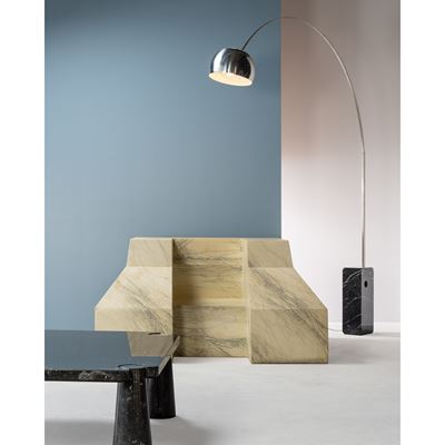 Poltrona “Carrara” in poliuretano espanso decorato a mano