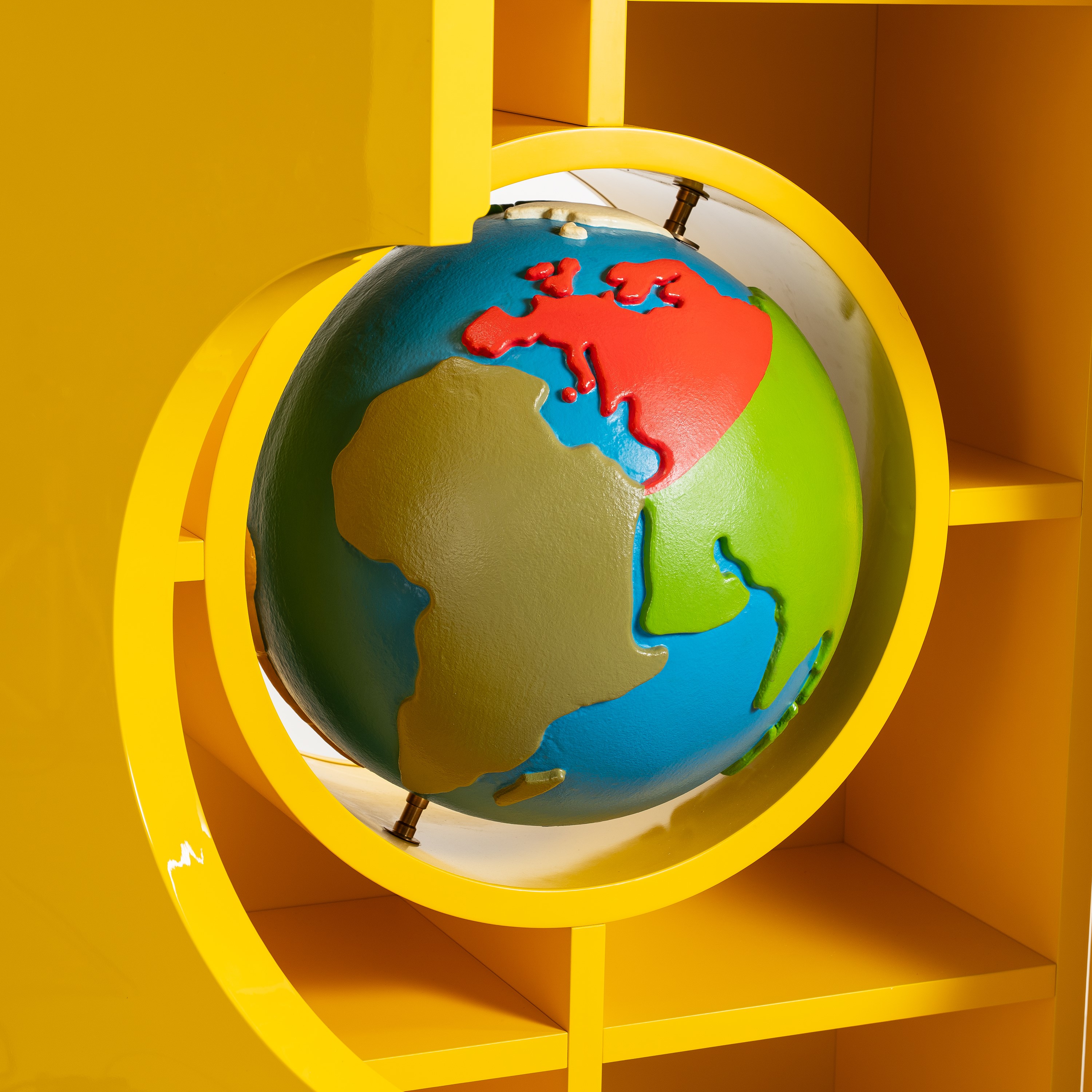Studio Job - Armadio “Globe”