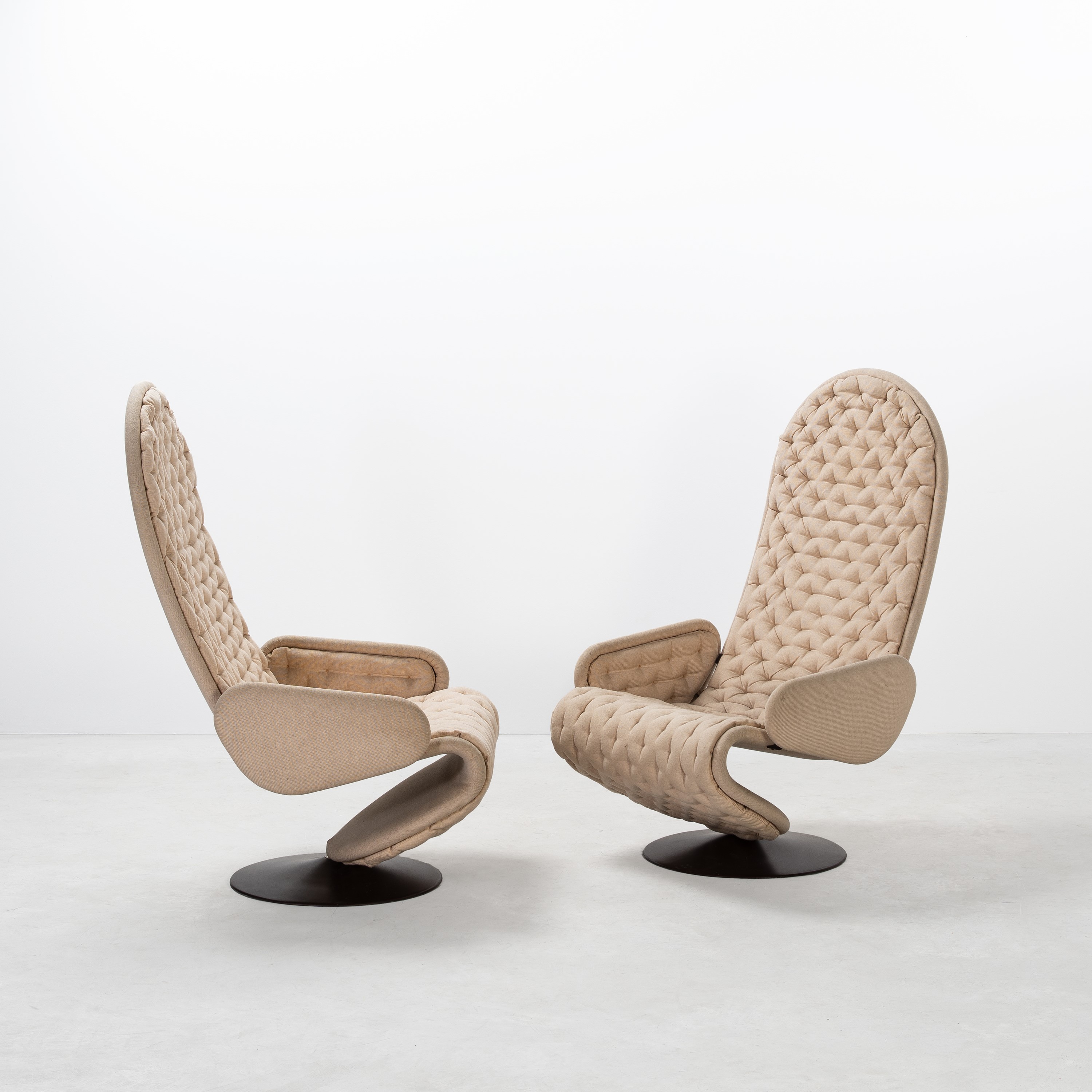 Verner Panton - Divanetto modulare e poltrone “1-2-3 Deluxe”