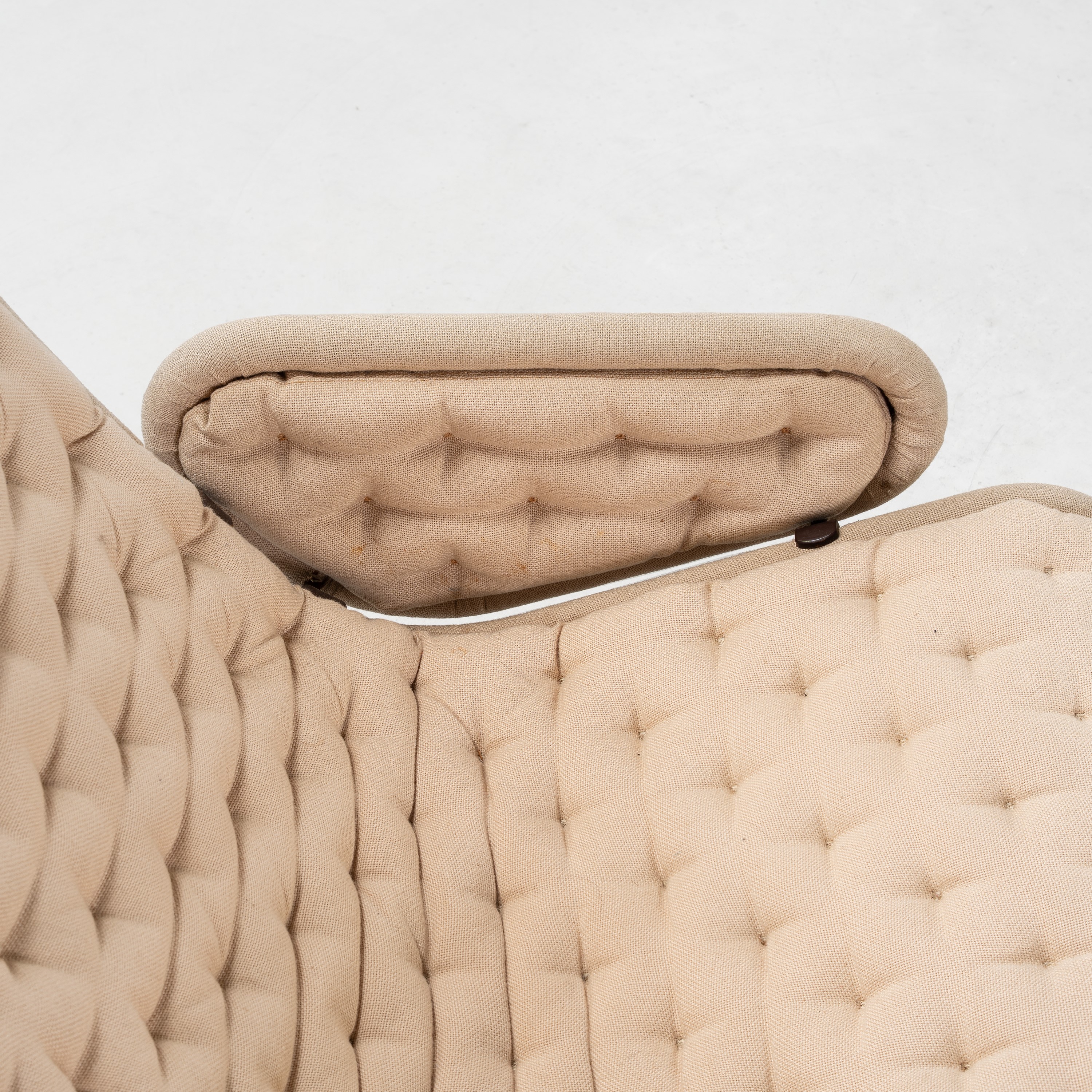 Verner Panton - Divanetto modulare e poltrone “1-2-3 Deluxe”