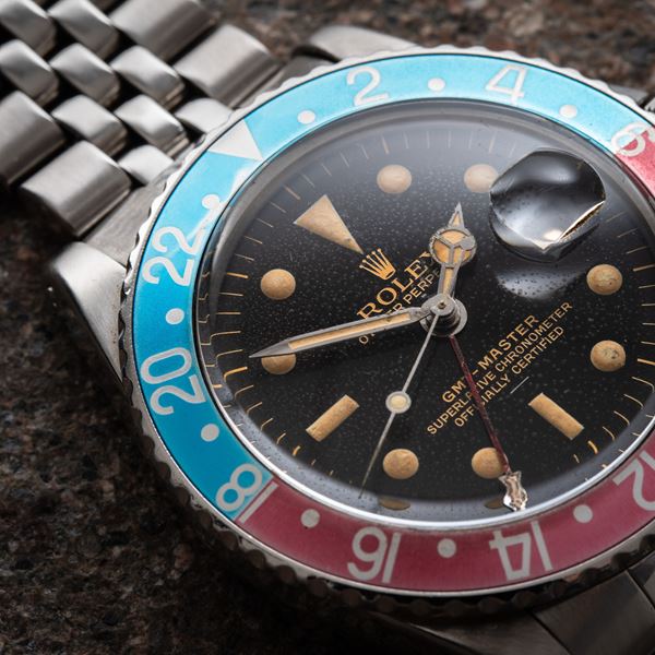 ROLEX - GMT MASTER OROLOGIO IN ACCIAIO A CARICA AUTOMATICA CON QUADRANTE MARRONE UNDERLINE DOPPIO 'SWISS'  [..]